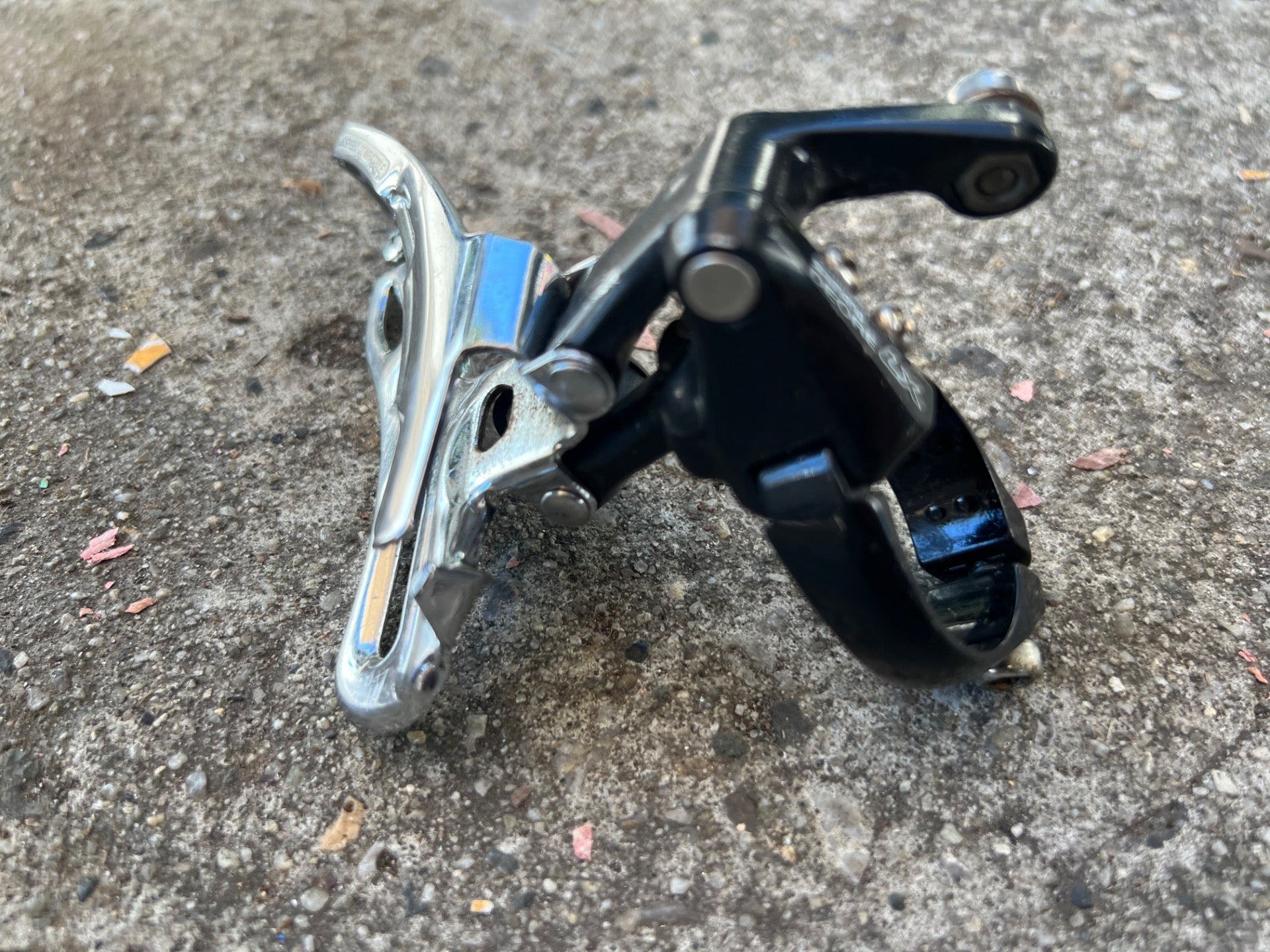 Shimano Deore LX FD-M566 31.8 Bottom Pull Front Derailleur Vintage MTB Black - Image 2