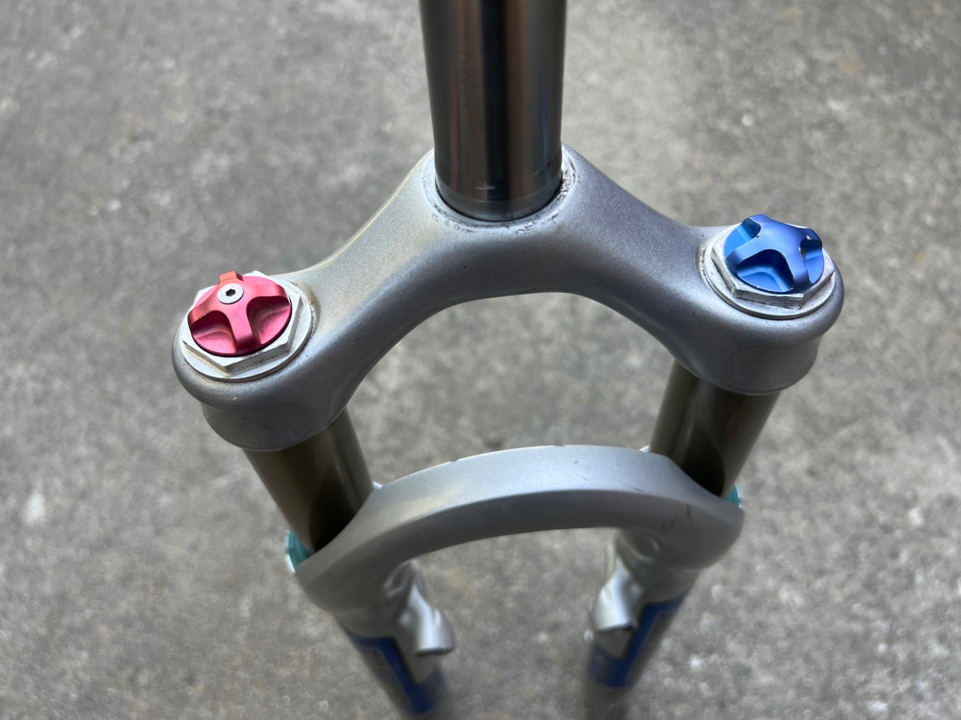 SERVICED FOX F80X 8” 1 1/8” Threadless Fork Terra Logic Disc V Brake Fork MTB   - Image 2