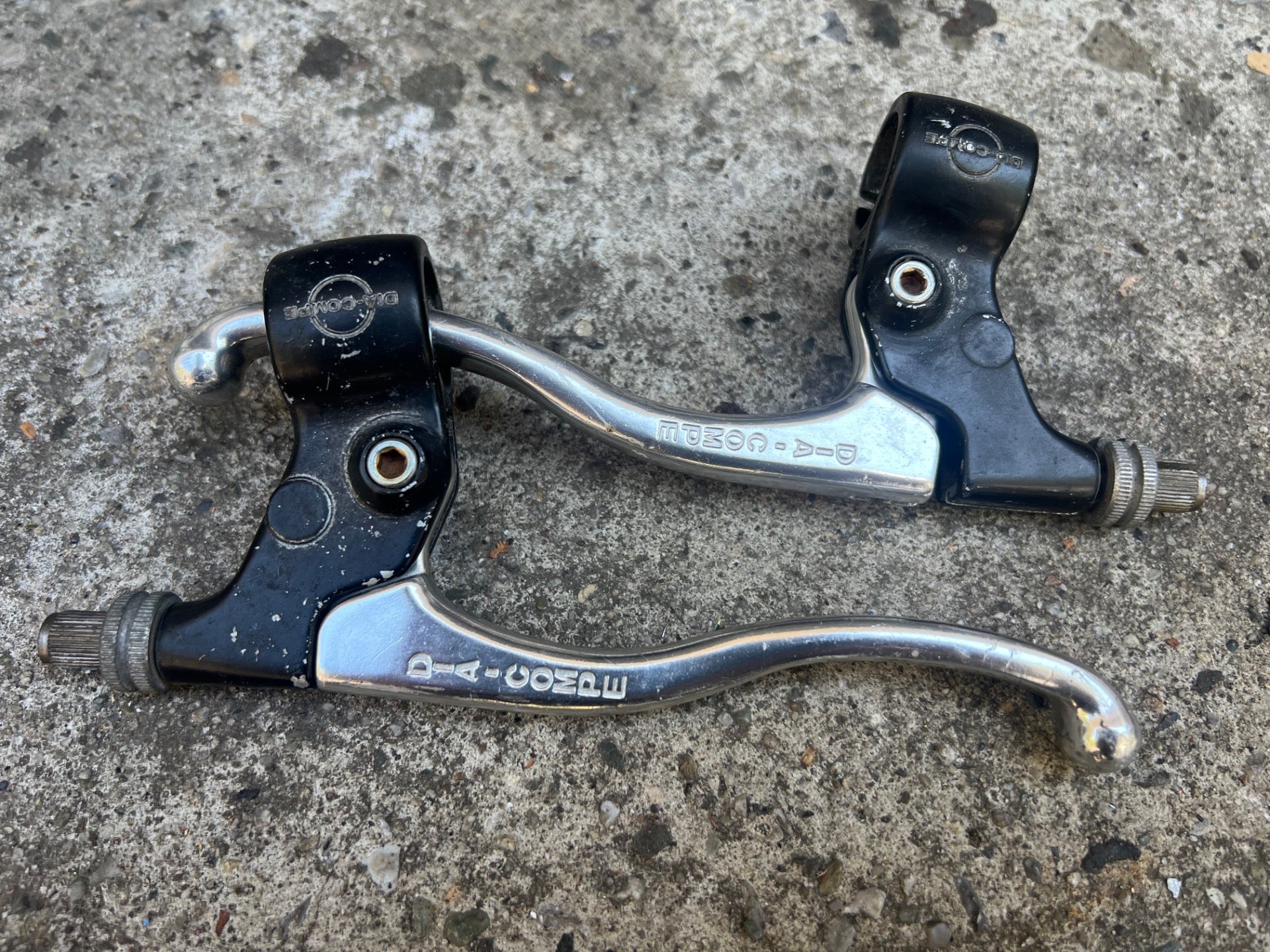Dia Compe Cantilever Brake Levers Vintage Moto Black 4 Finger 80’s MTB ATB  - Image 2