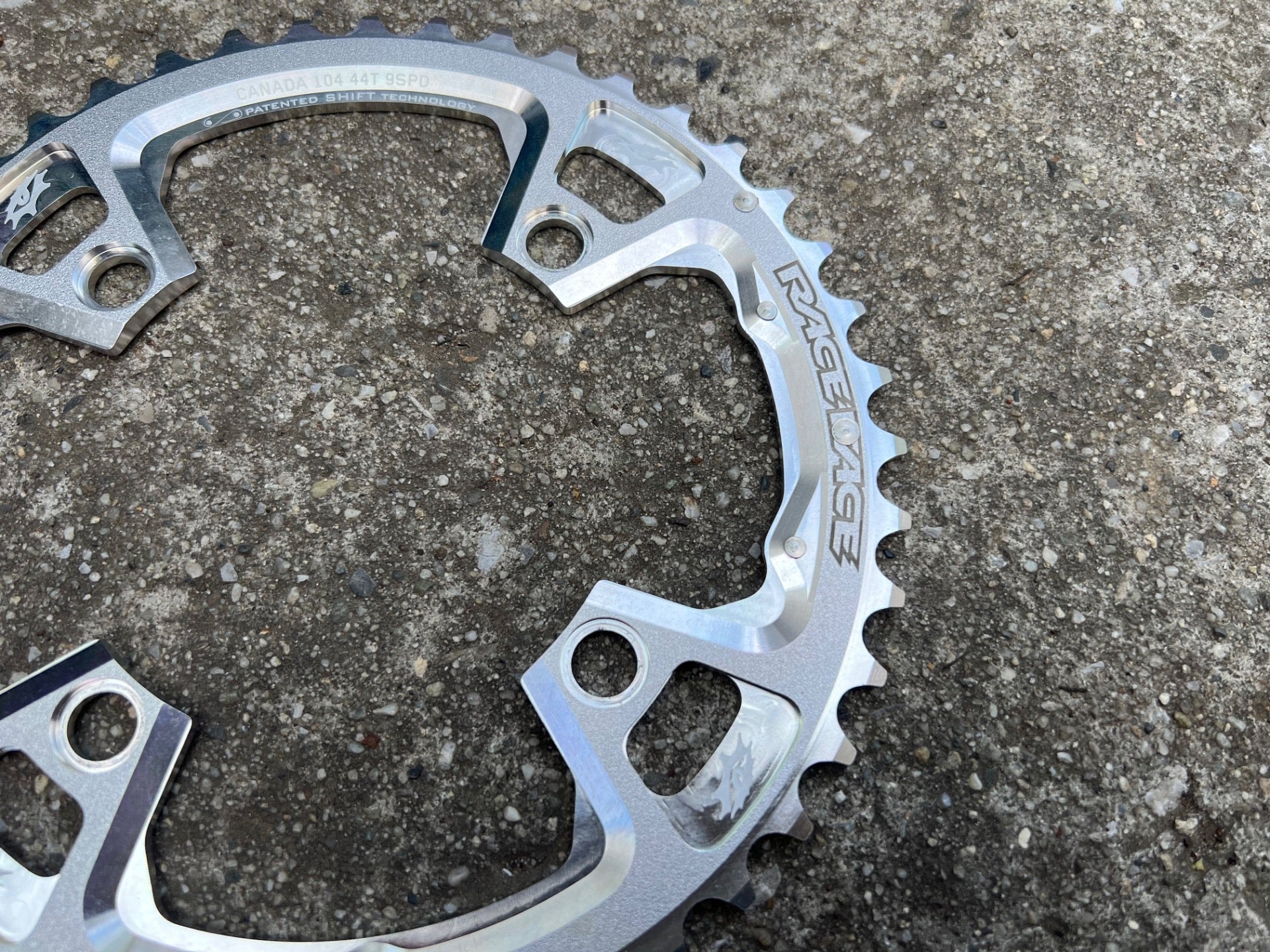 NOS NEW Raceface 104BCD 44T Chainring 9 Speed Vintage MTB Silver Mountain Bike - Image 2