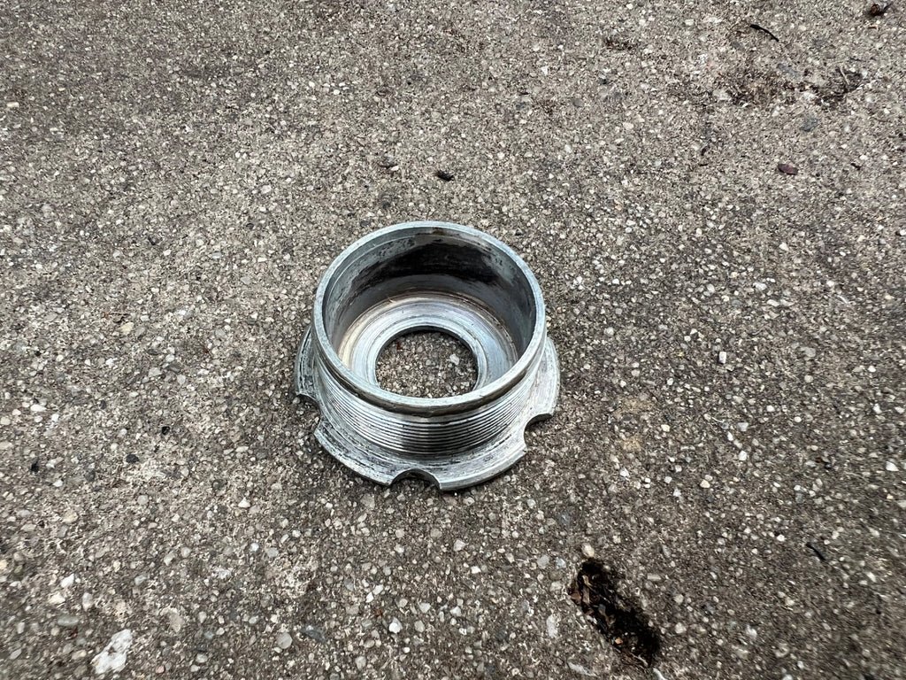 Campagnolo Mirage 1.37x24TPI Non Drive Side Left Bottom Bracket Cup Vintage Road - Image 2