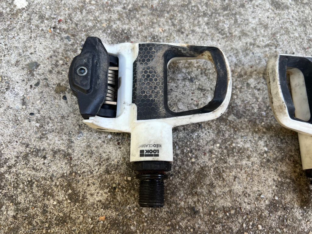Look KEO Classic Clipless Pedals White Black Road Gravel Bike 9/16” - Image 2