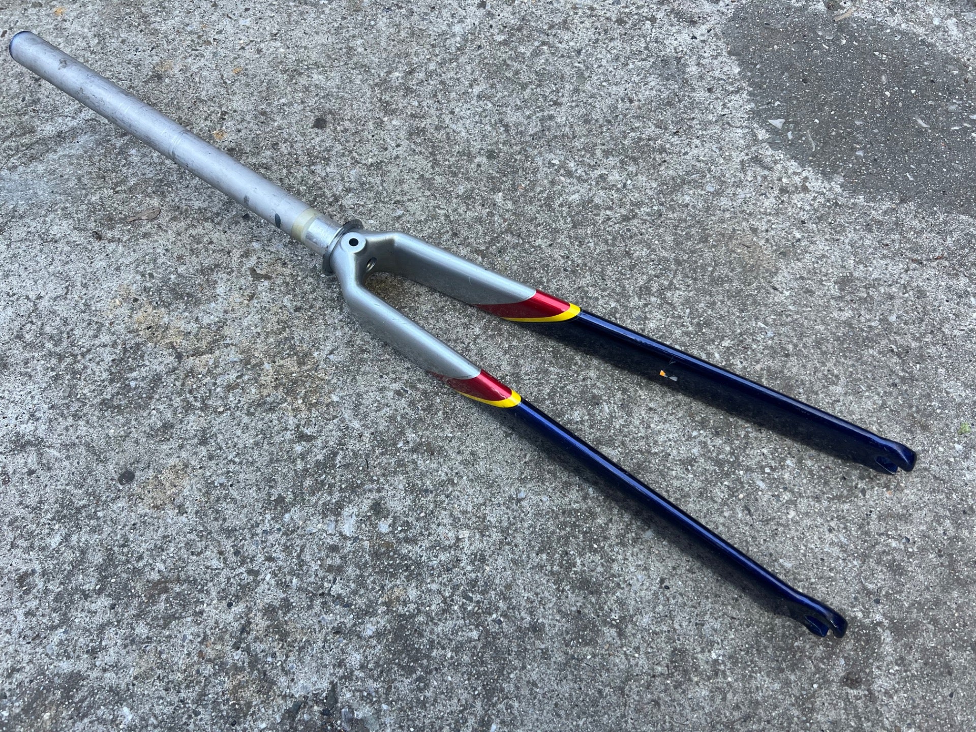 Vintage Carbon 700c Fork 1” 11.75” Threadless Steerer Blue Red Gray Silver Road  - Image 2