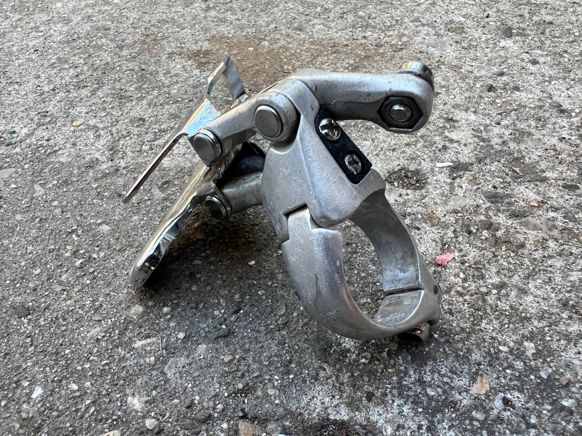 Shimano Deore DX FD-M650 Front Derailleur 31.8mm Bottom Pull Triple MTB Vintage - Image 2