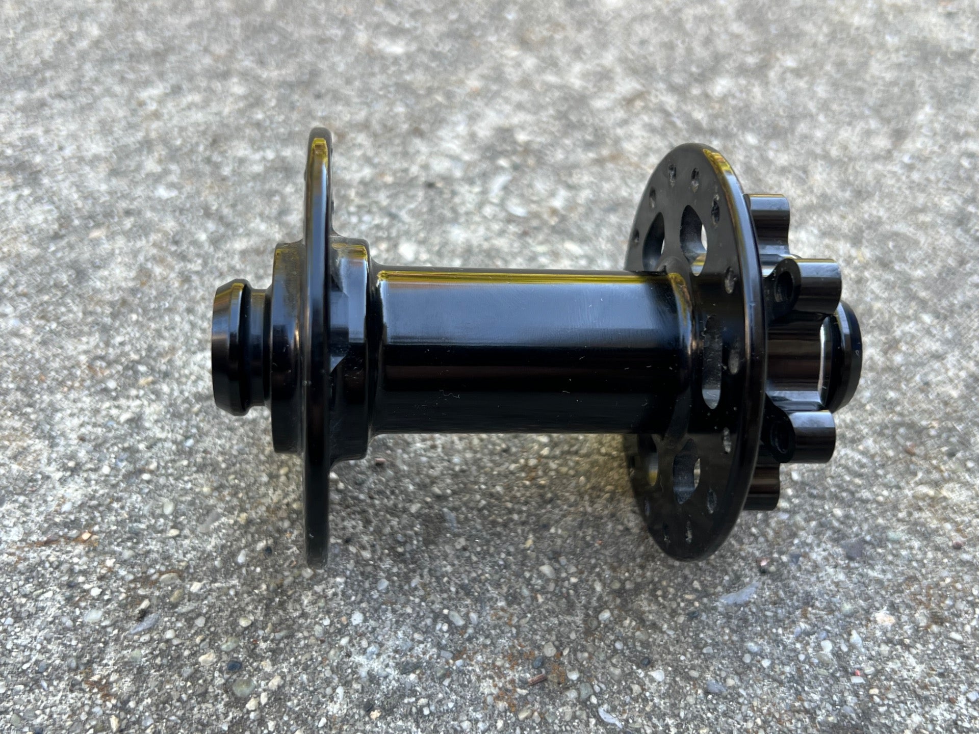 MTB 32H Hole 15x100mm Front Hub 6 Bolt Disc MTB Black Anodized Mountain Bike  - Image 2