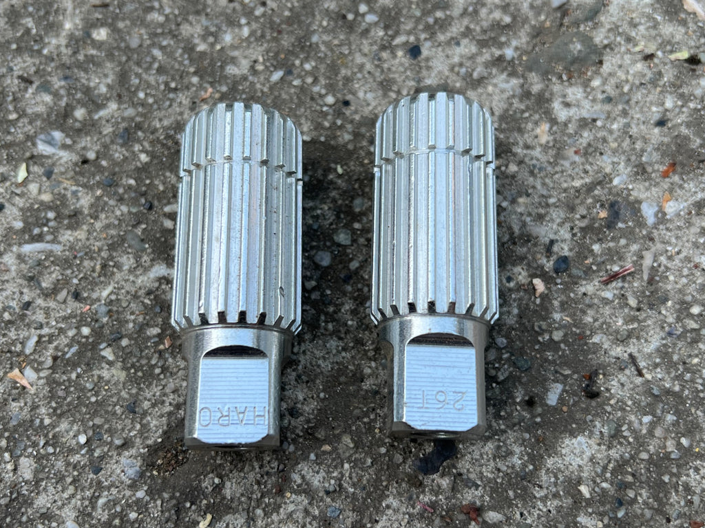 NOS Haro Axel Extenders Pegs 26 TPI Silver Aluminum Vintage BMX OG Freestyle - Image 2