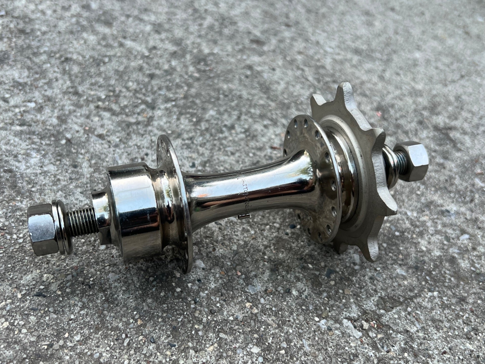 NOS New Departure Track Hub 28H Hole 110mm Fixed Gear Skip Tooth Antique Vintage - Image 2