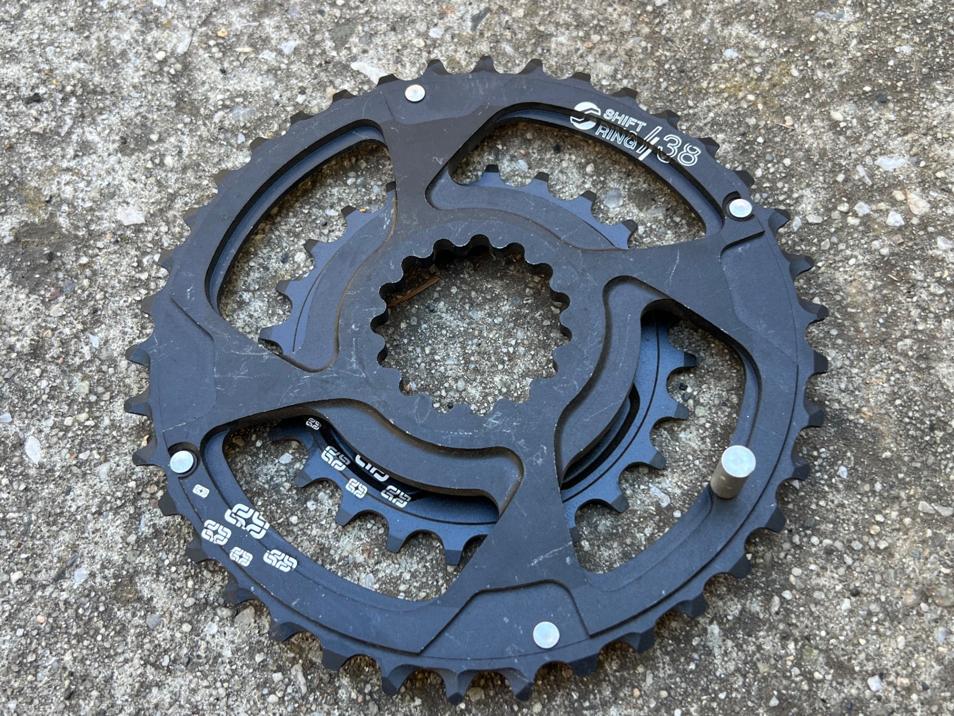e*thirteen 24/38T Shiftring 9/10 Speed Black MTB Mountain Bike Double 2x Ring - Image 2