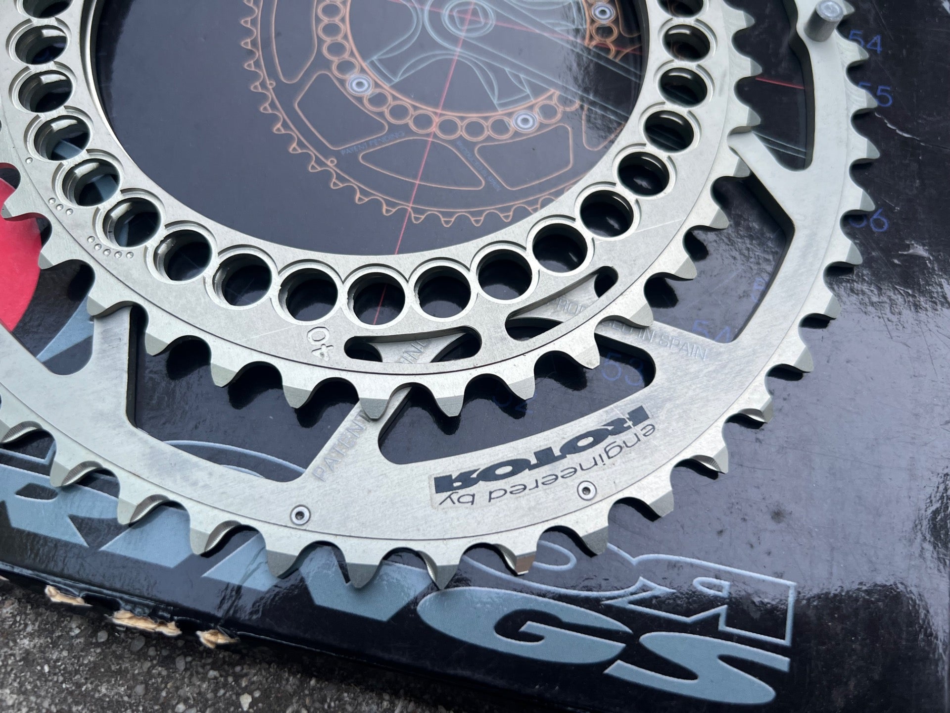 NEW Rotor Q Rings 53/40T 130 BCD Chainring Set Double Road Bike Oval Rings Gold  - Image 2