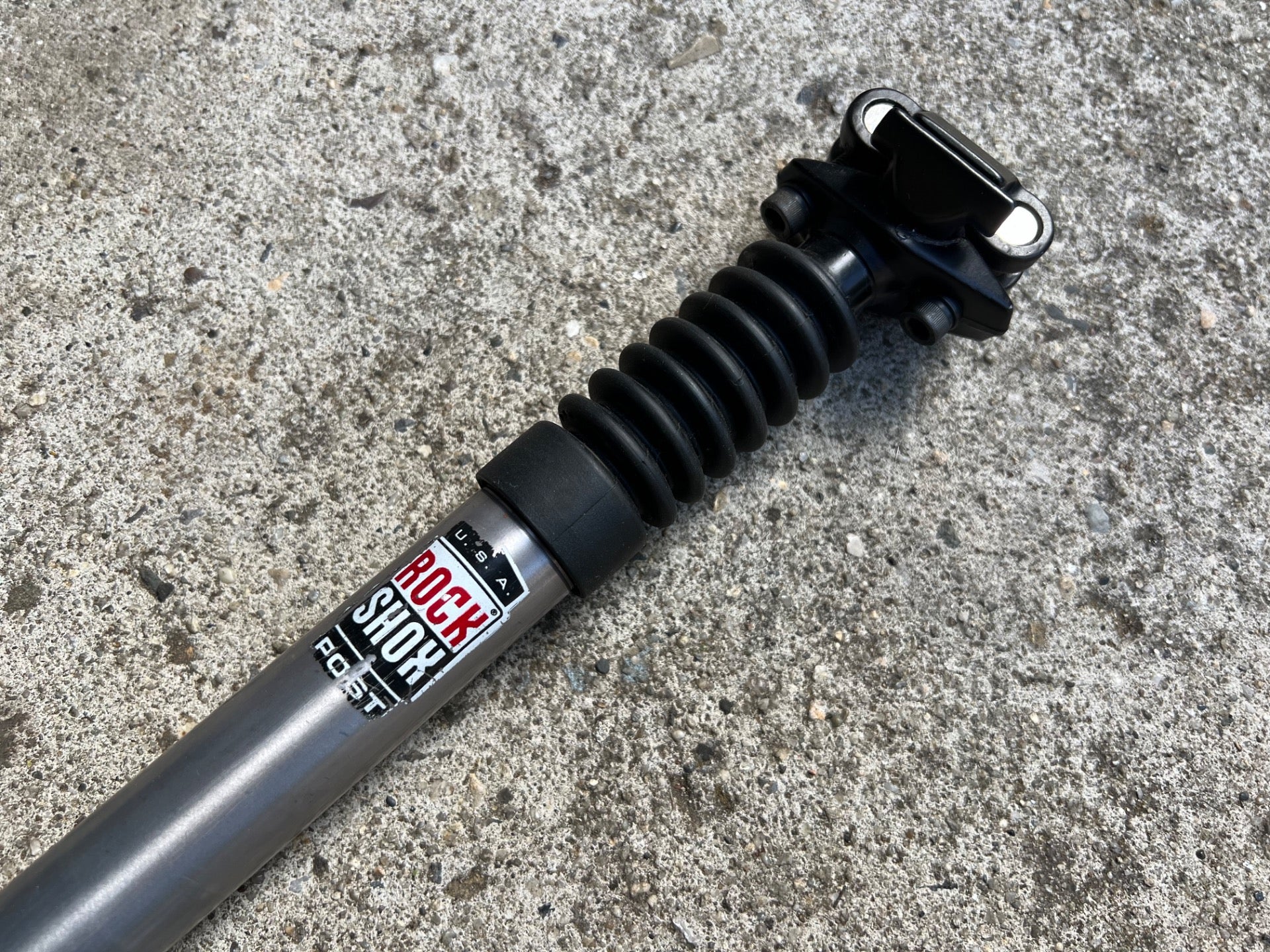 Rockshox Suspension Seatpost 26.8x350mm Vintage Mountain Gravel Bike MTB Silver  - Image 2