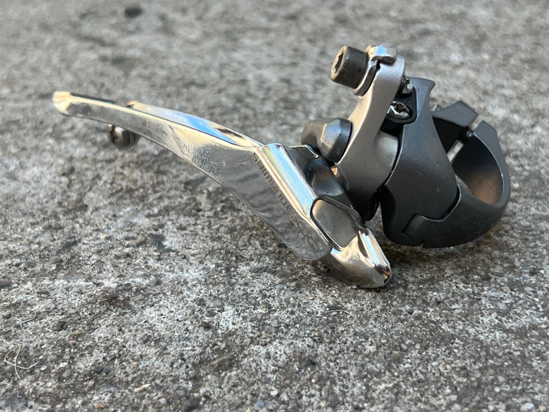 Shimano 600 FD-6400 28.6mm Bottom Pull Front Derailleur Vintage Road Double - Image 2