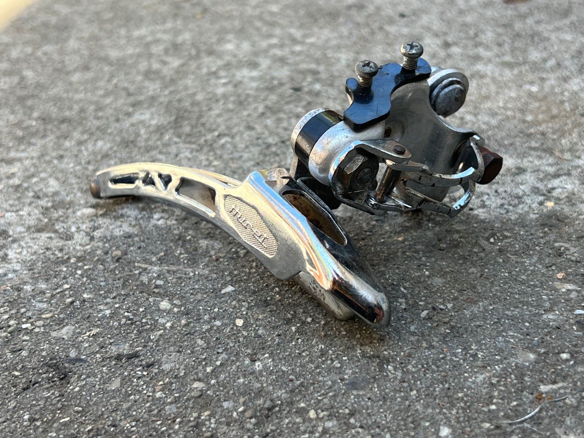 Huret 28.6mm Bottom Pull Front Derailleur 2x5 Chrome Vintage Double Road Touring - Image 2