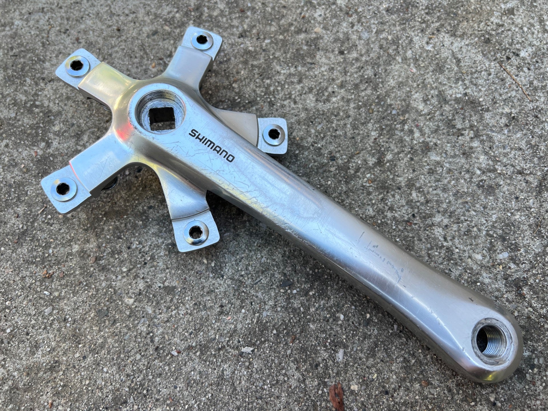 Shimano Deore XT FC-M730 Drive Side Crank Arm 110/74 BCD W Bolts & Washers  - Image 2