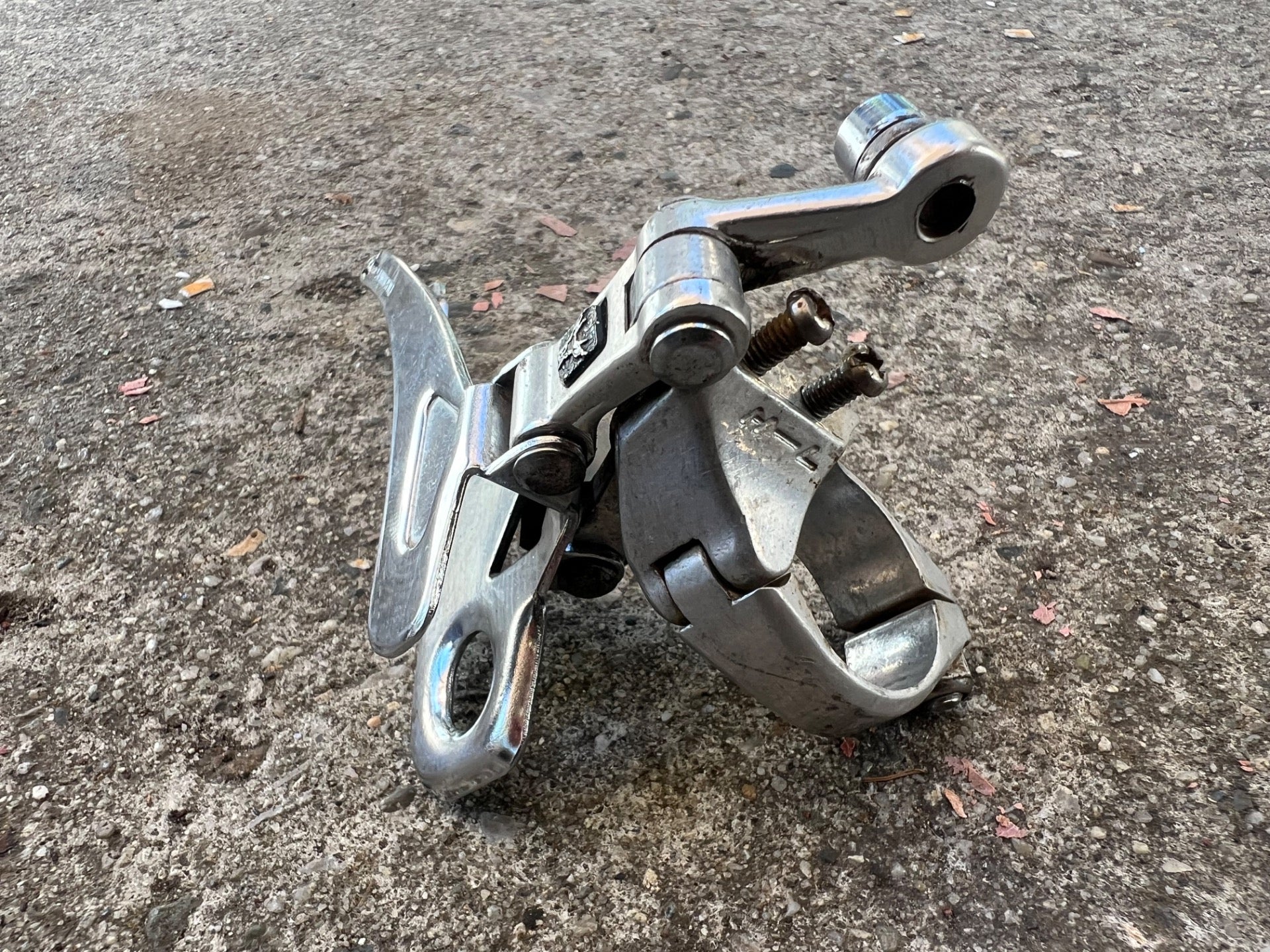 Shimano Deore XT FD-M700 28.6mm Bottom Pull Front Derailleur Triple Deerhead MTB - Image 2
