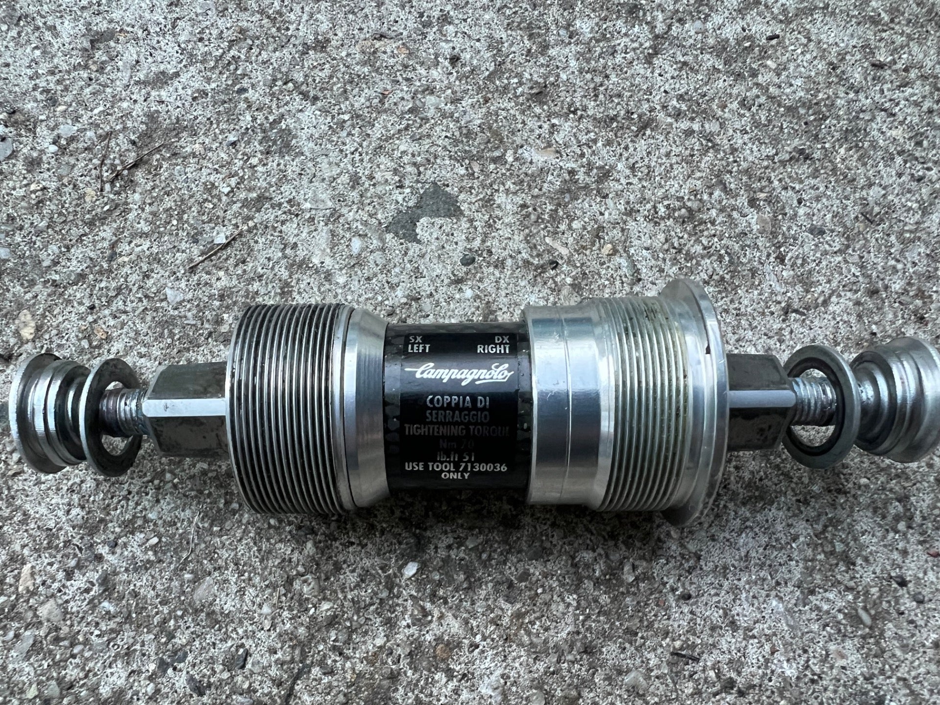 Campagnolo Record 68x102mm Bottom Bracket English Thread W Bolts Carbon Road  - Image 2