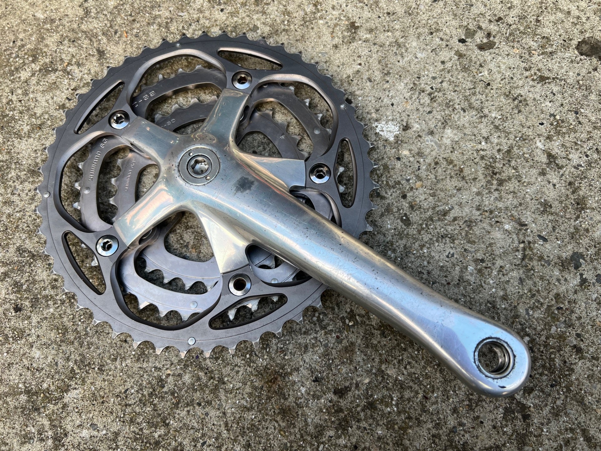 Shimano Dura Ace FC-7703 48-39-30 Triple Crankset 172.5mm Road Bike Silver  - Image 2