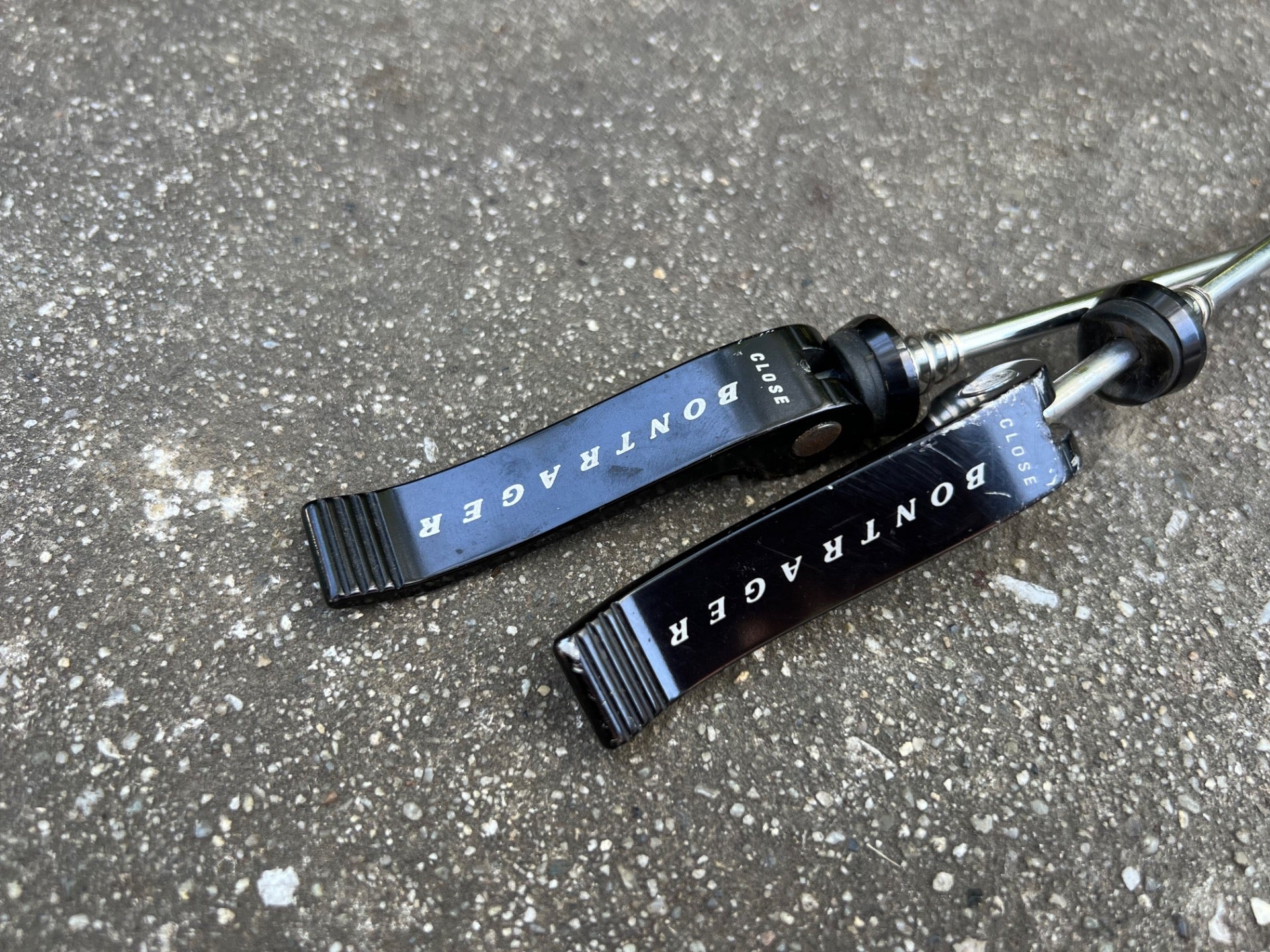 Bontrager 100/135mm Black Aluminum Quick Release Skewers Pair Vintage MTB Steel - Image 2
