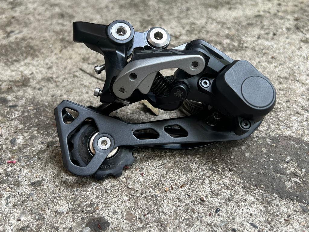 NEW Shimano SLX RD-M7000 GS 11 Speed Rear Derailleur Clutch Shadow Plus Medium Cage