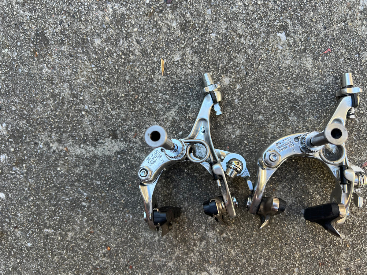 Shimano Dura Ace BR-7700 Dual Pivot Front & Rear Brakes Brake Calipers Set Pair