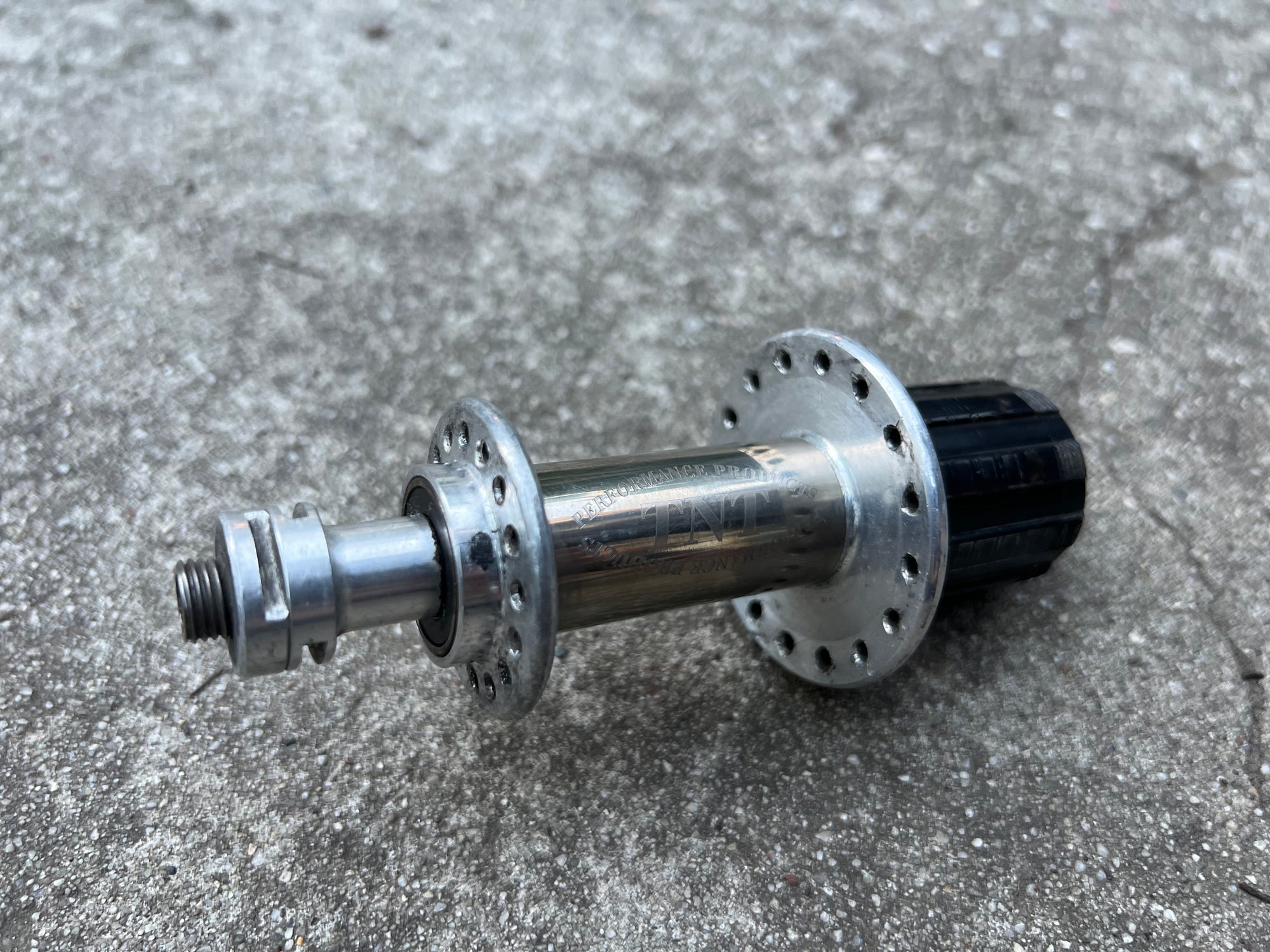 CRACKED TNT Rear Hub 32 Hole 130mm Titanium Vintage MTB Mountain Bike 8/9/10s