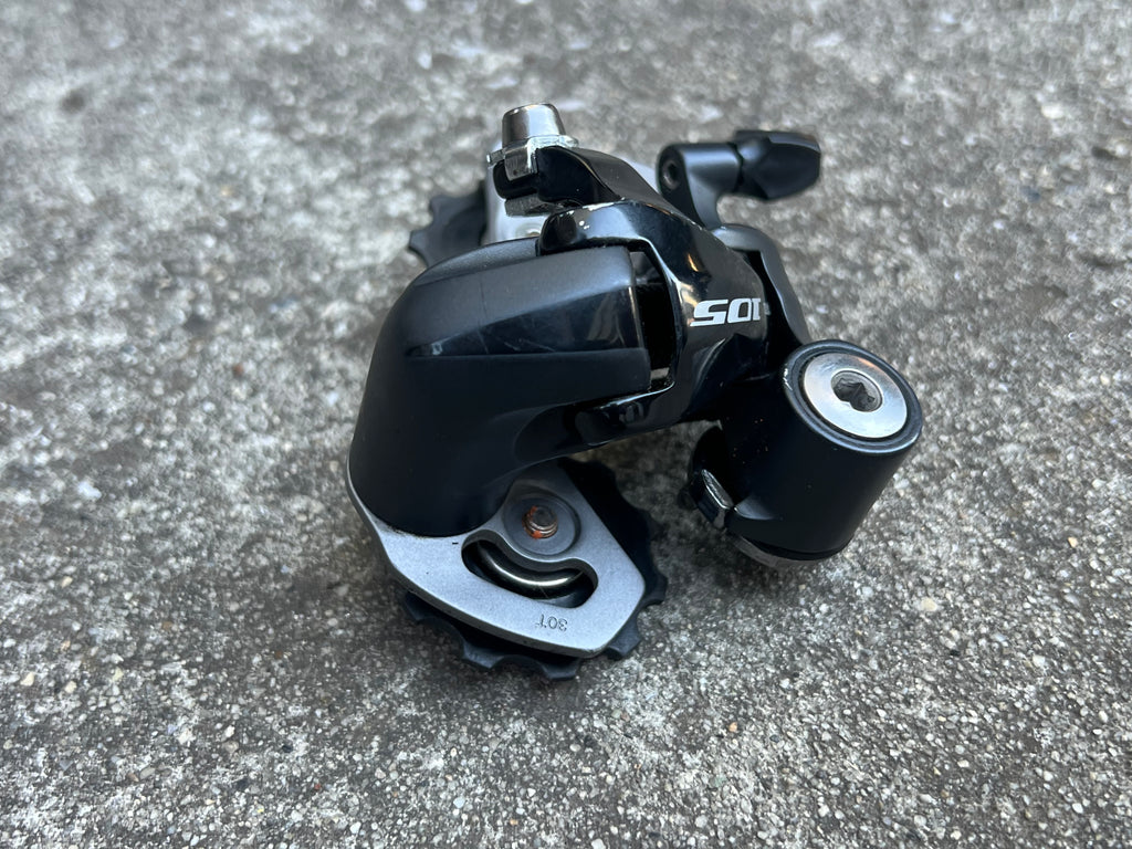 Shimano 105 RD-5700 Short Cage 10 Speed Rear Derailleur Road Bike Black