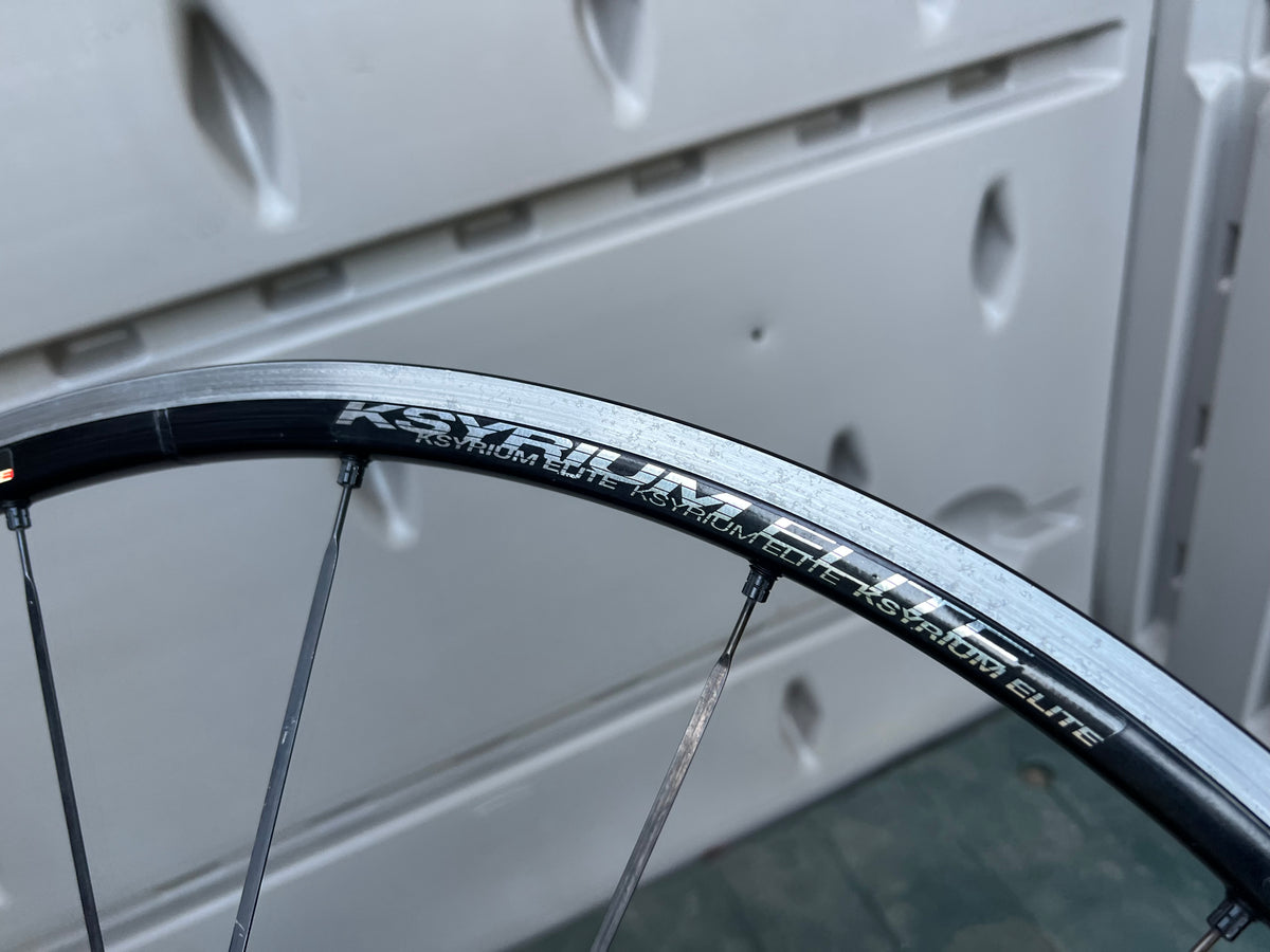 Mavic Ksyrium Elite 700c Clincher 8/9/10/11 Speed Shimano Black Road Wheelset Wheels