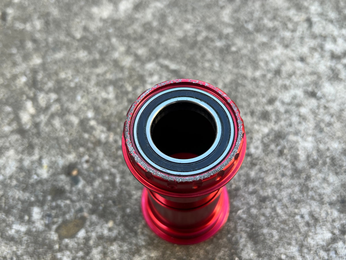 Wheels MFG BB30 Outboard Bottom Bracket 24mm for Shimano Spindles