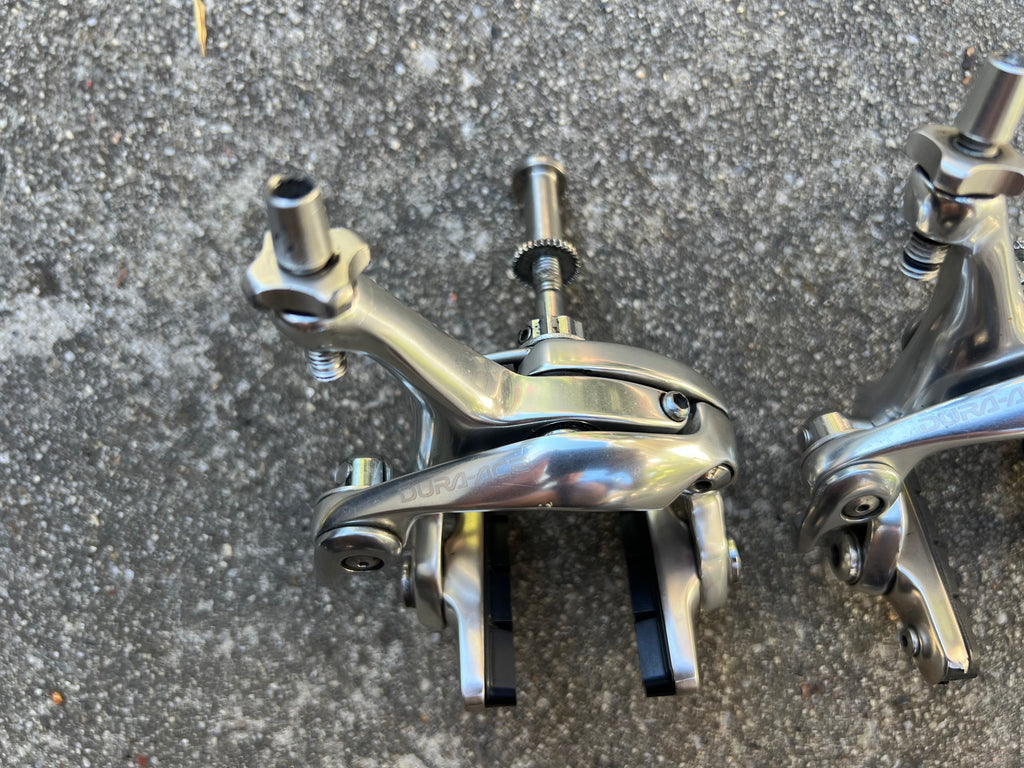 Shimano Dura Ace BR-7700 Dual Pivot Front & Rear Brakes Brake Calipers Set Pair