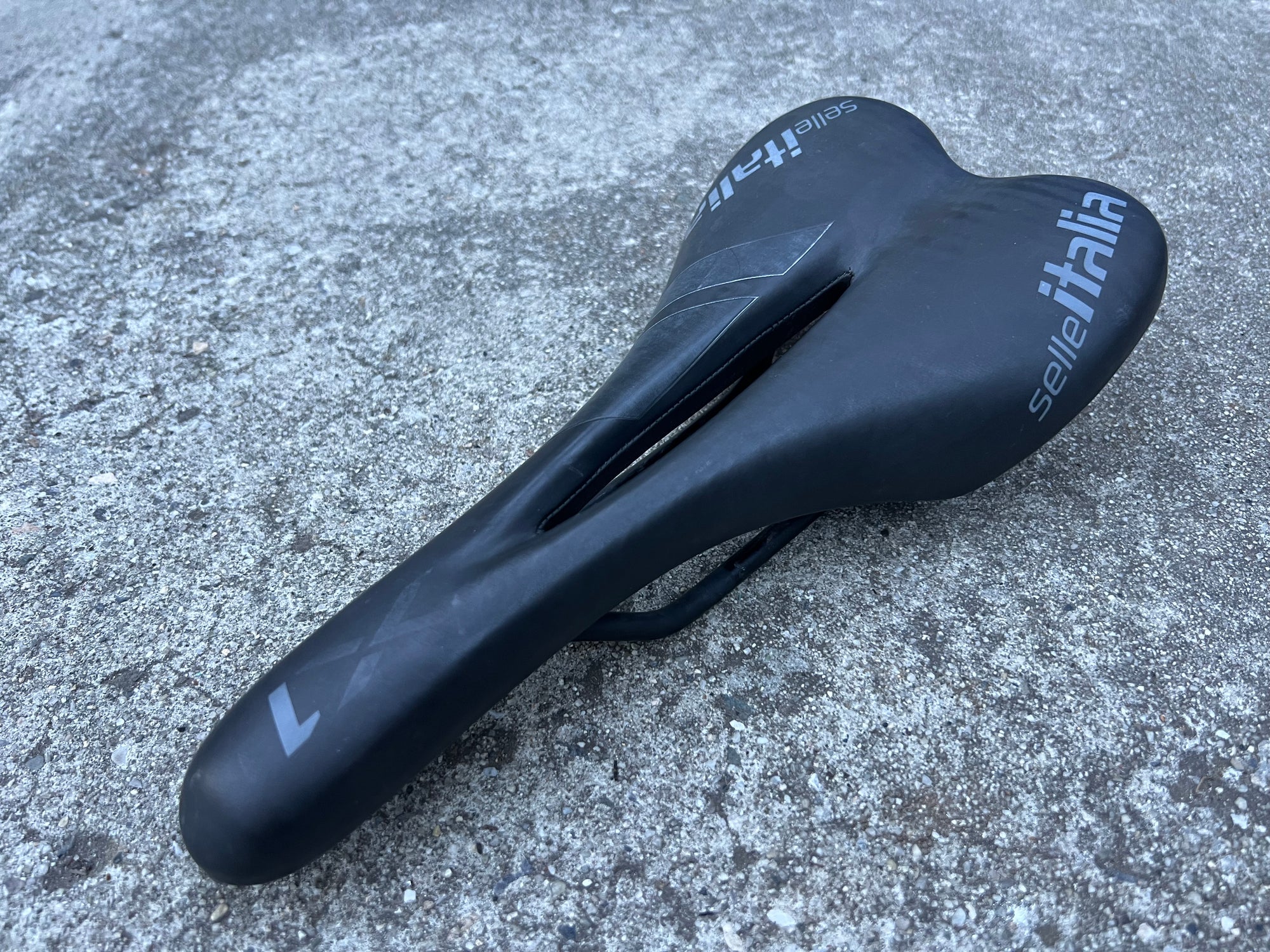 Selle Italia X1 Saddle Black MTB Mountain Road Gravel Bike 280x130mm