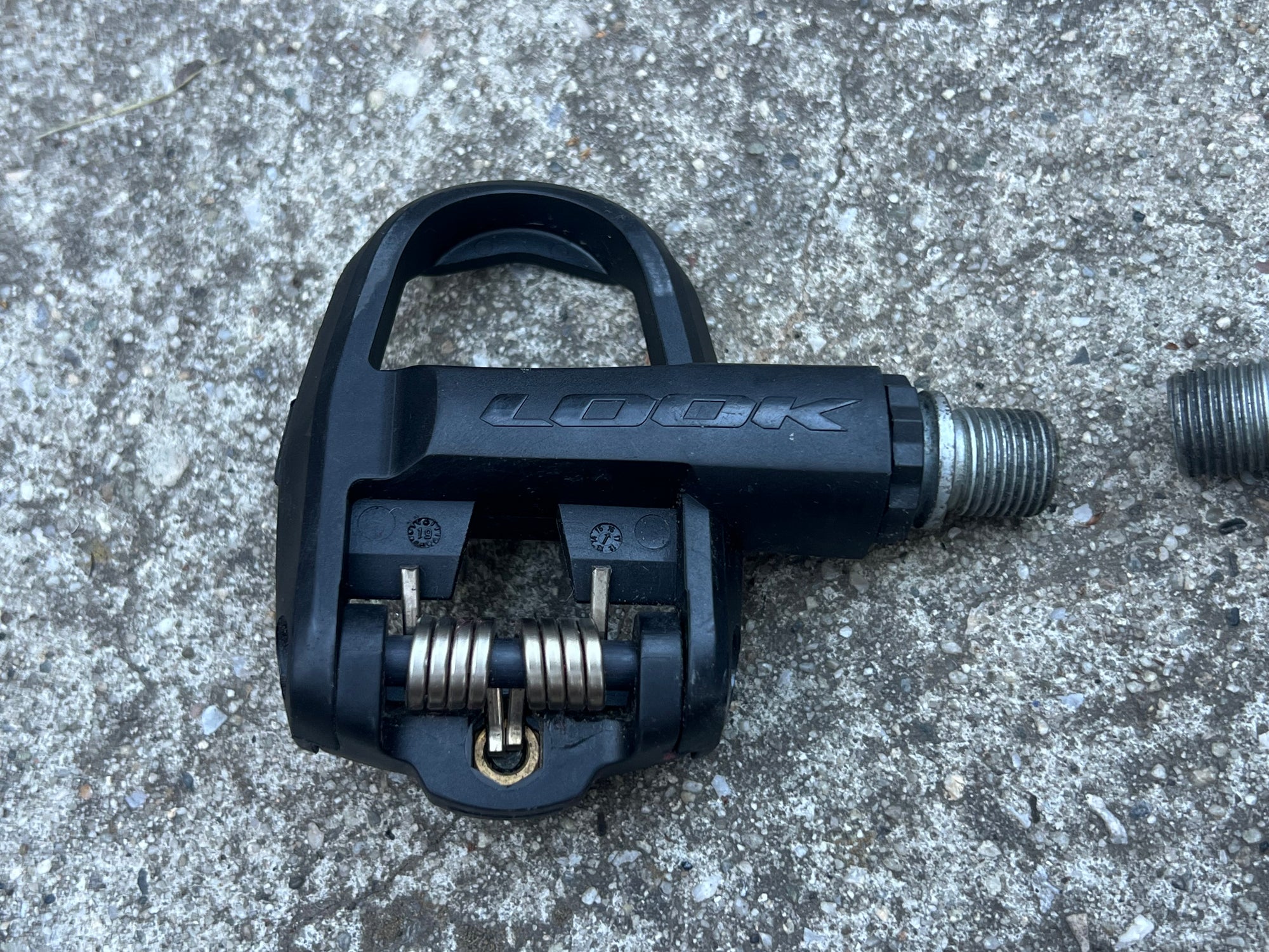 LOOK KEO Classic Clipless Pedals Road Bike Black Cycling 9/16” Touring