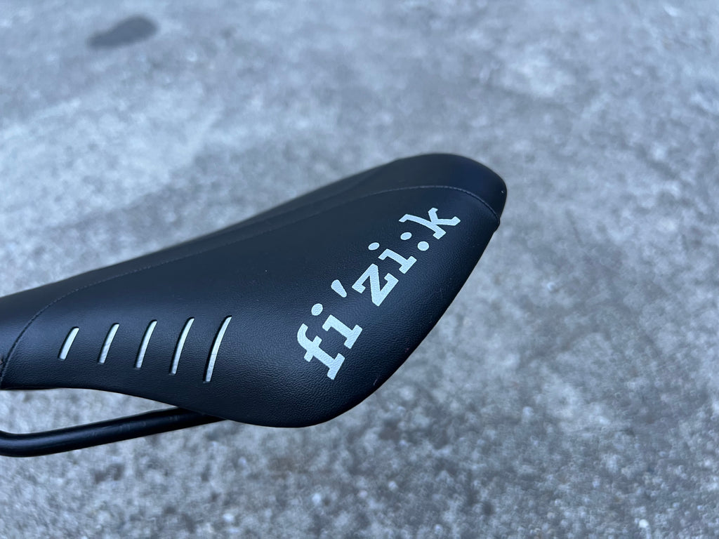 Fizik Antares Saddle 275x140mm Road Bike Gravel Racing Cycling R5 213g