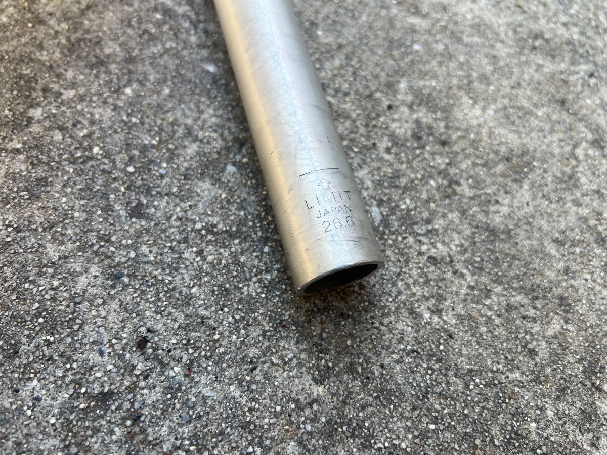 Suntour XC 26.6x255mm Seatpost Vintage MTB Silver Gray Aluminum