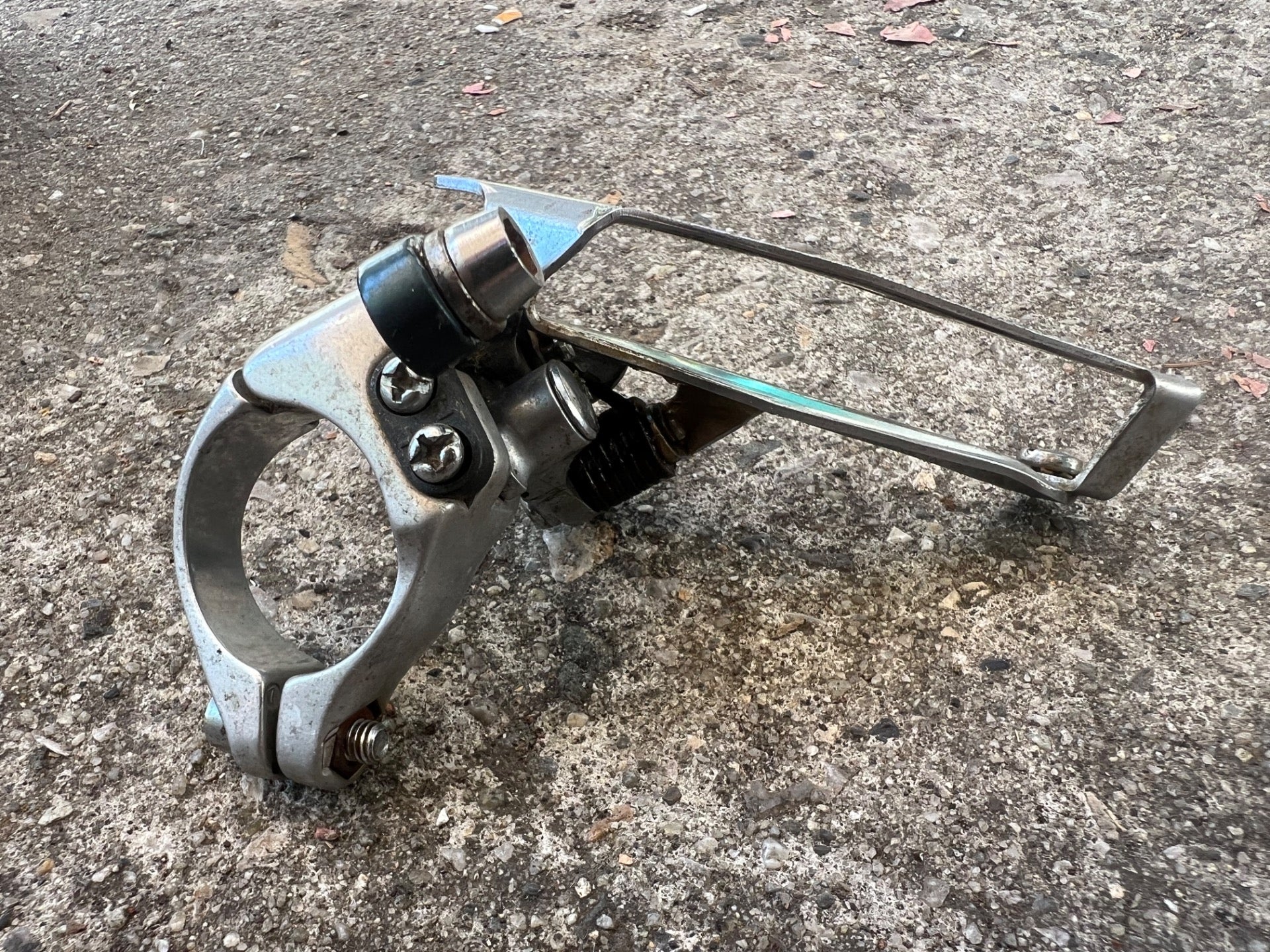 Shimano 105 1050 Front Derailleur 28.6mm Bottom Pull Double 2x7 Speed Vintage  - Image 3