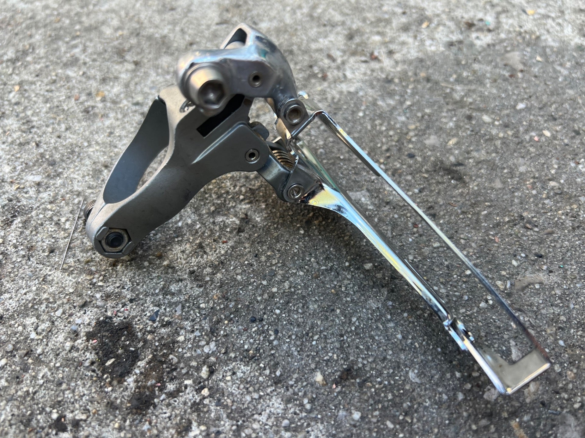Shimano Ultegra FD-6700 34.9mm Bottom Pull Front Derailleur 10 Speed Double - Image 3