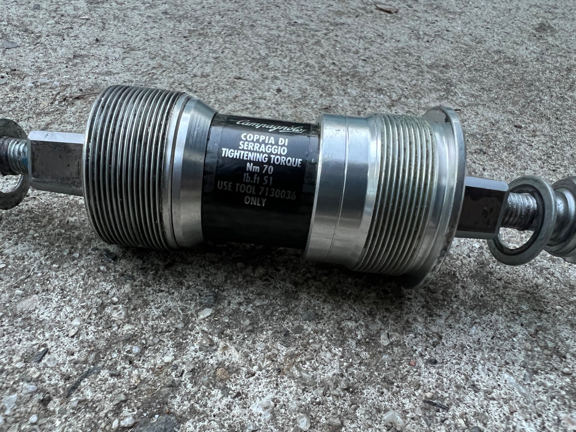 Campagnolo Record 68x102mm Bottom Bracket English Thread W Bolts Carbon Road  - Image 3