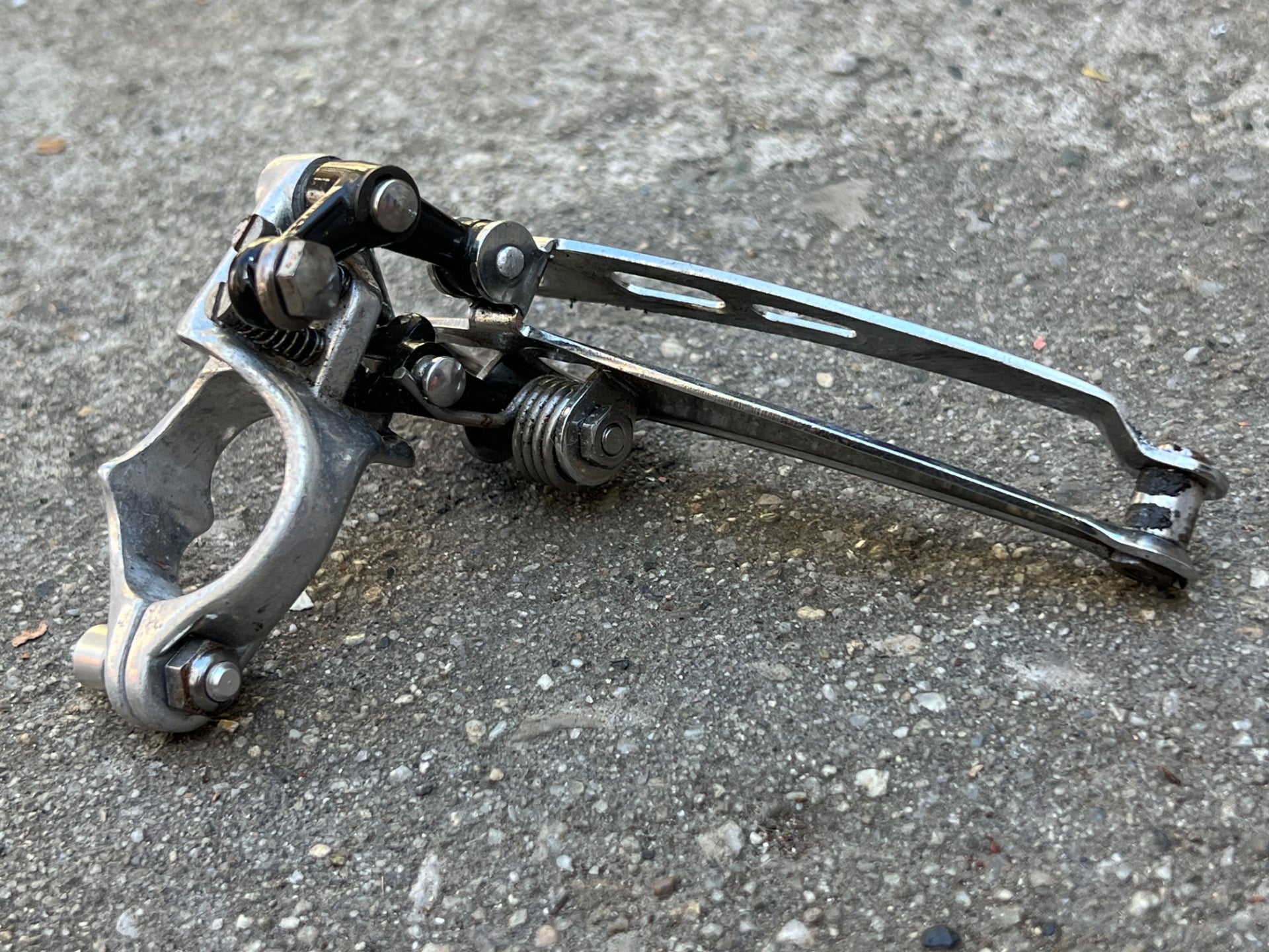 Campagnolo Super Record 28.6mm Bottom Pull Front Derailleur Black Double Vintage - Image 3