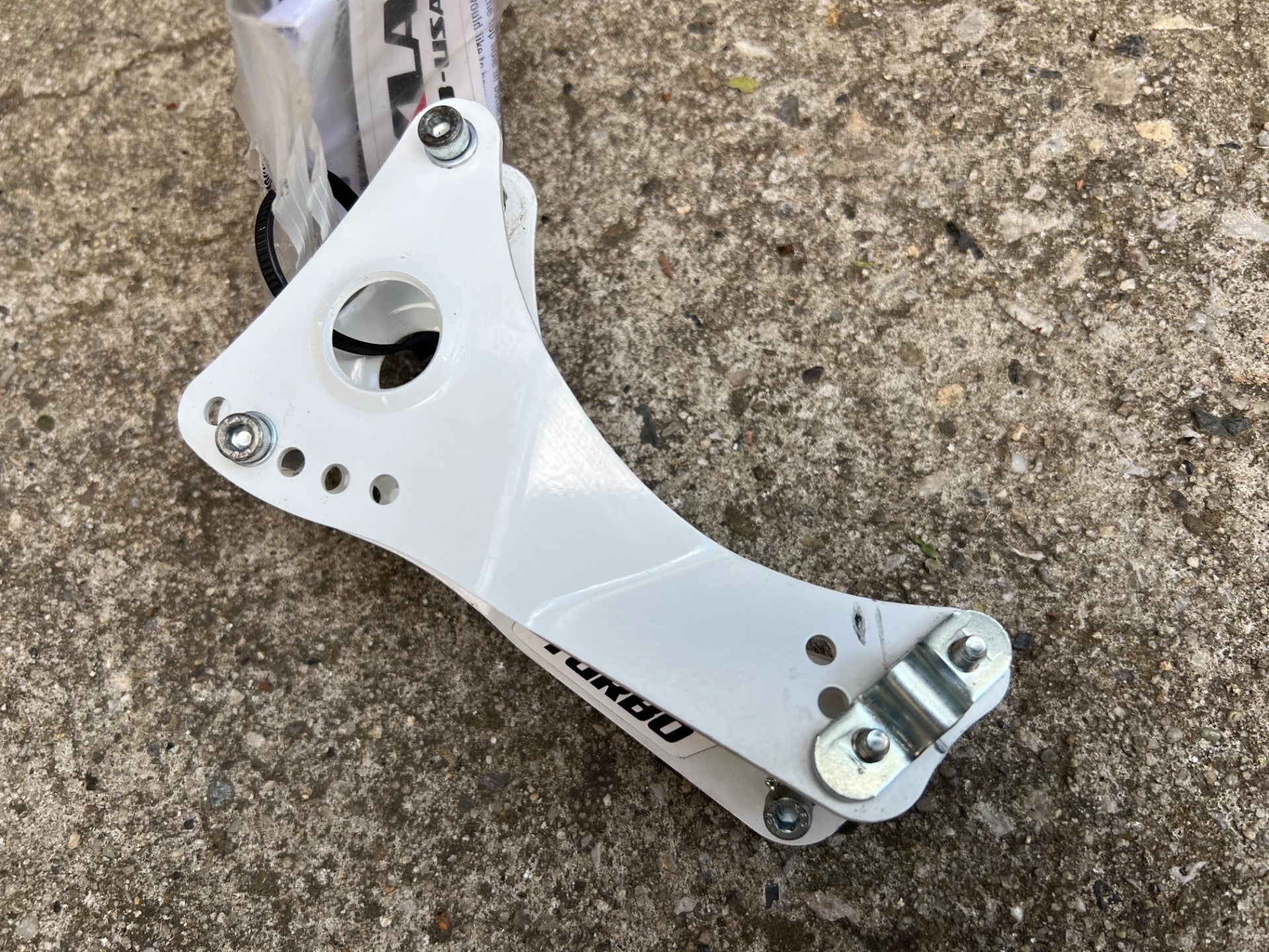 XLAB Turbo Triathlon Dual Bottle Cage Mount White Racing Road Bike TT TRI Alloy - Image 3