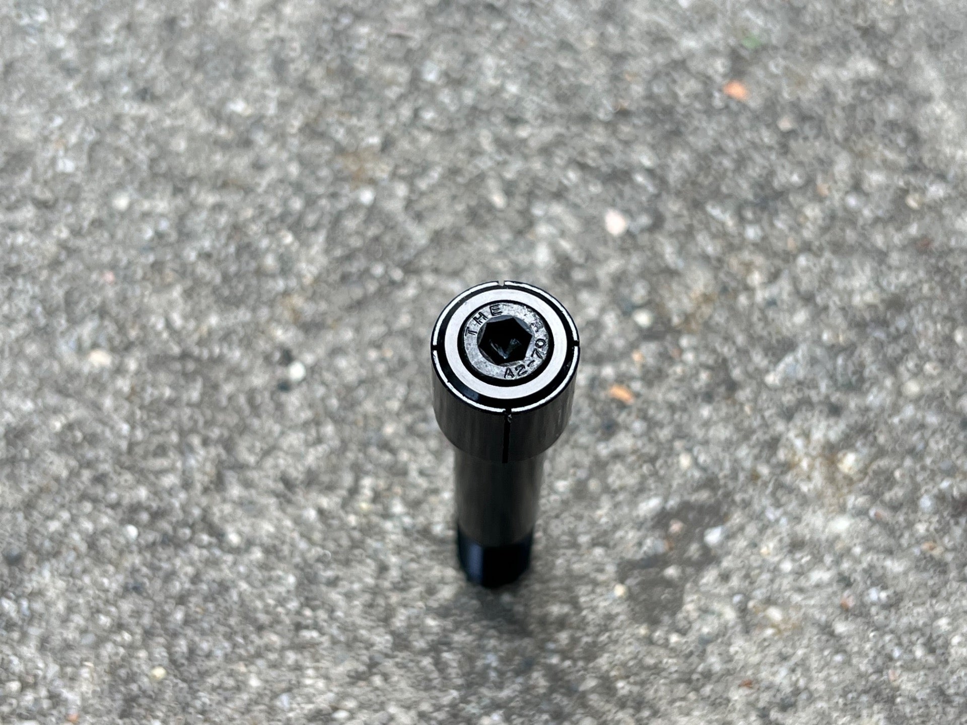 NEW Santa Cruz 08-15142 5010 or Talboy Rear Linkage Bolt Black Rear Suspension  - Image 3
