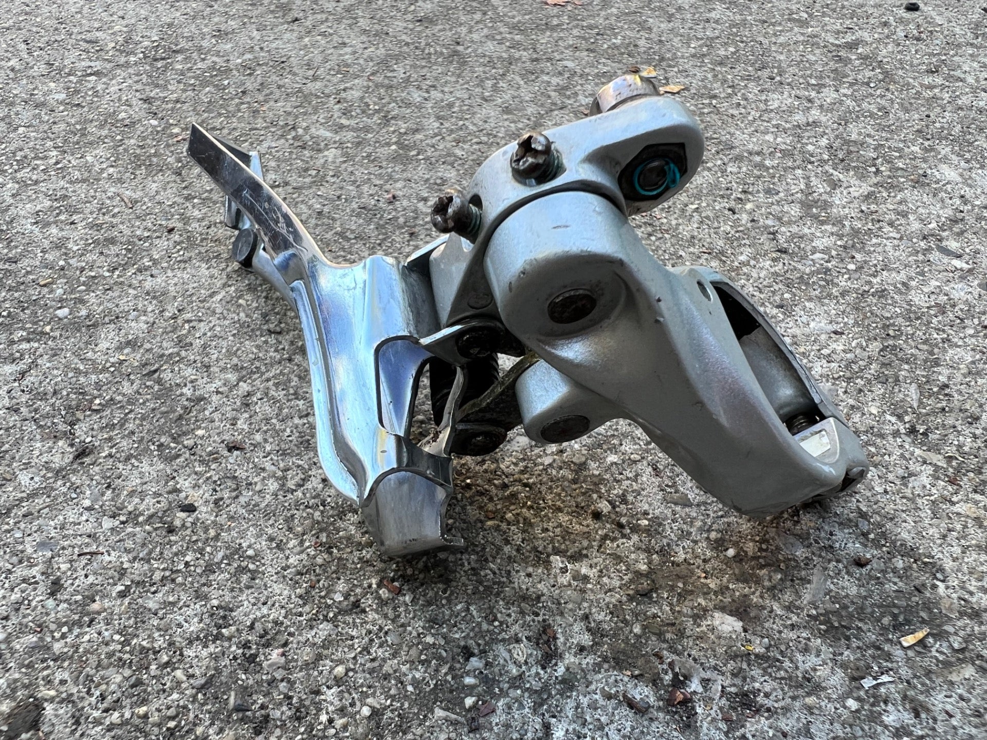 Shimano Claris FD-2300 31.8mm Bottom Pull Double Front Derailleur 2x8 Road Bike - Image 3