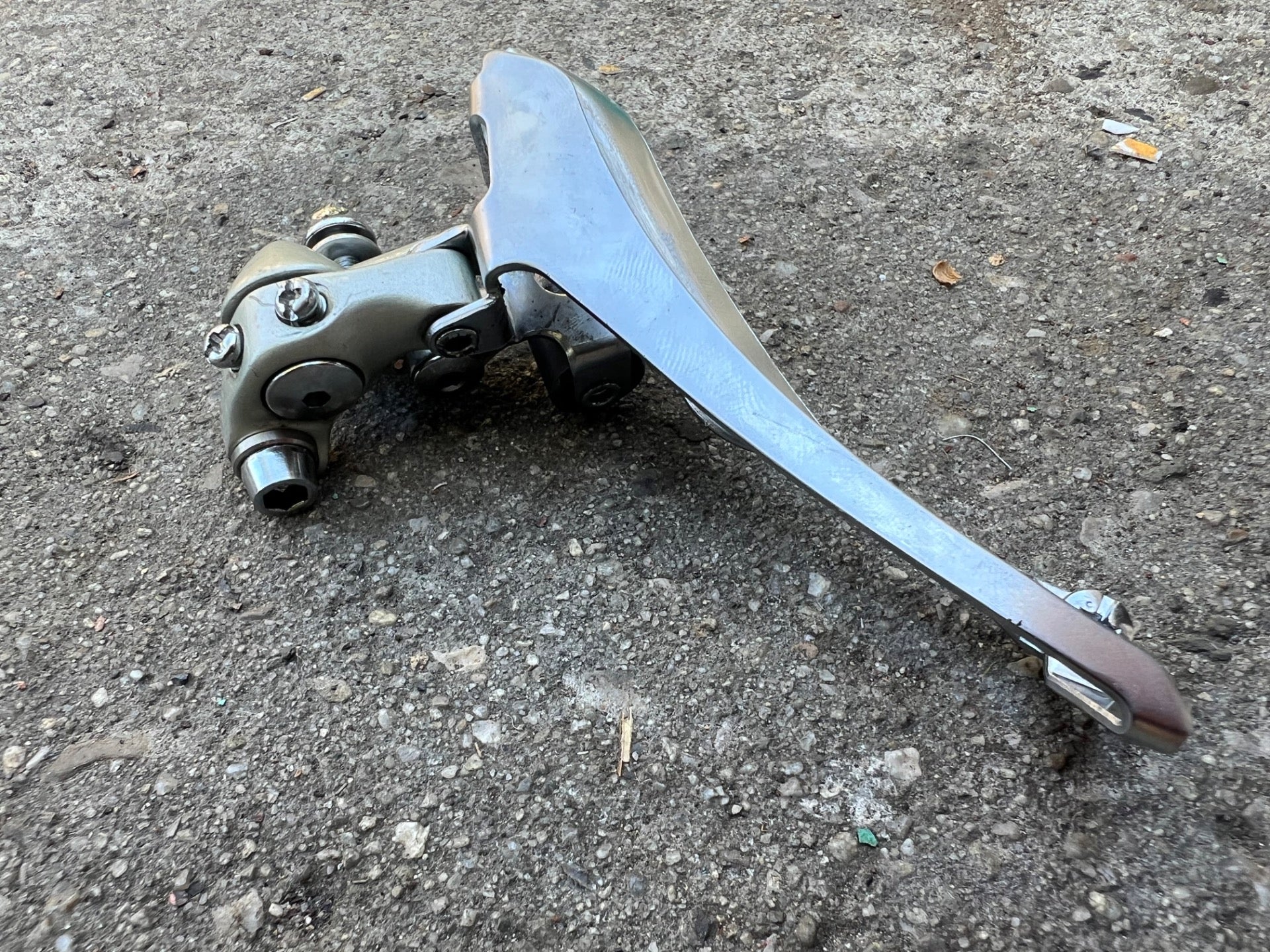 Shimano 105 FD-1056 Front Derailleur Braze On Vintage Double Road Bike 2x7 - Image 3