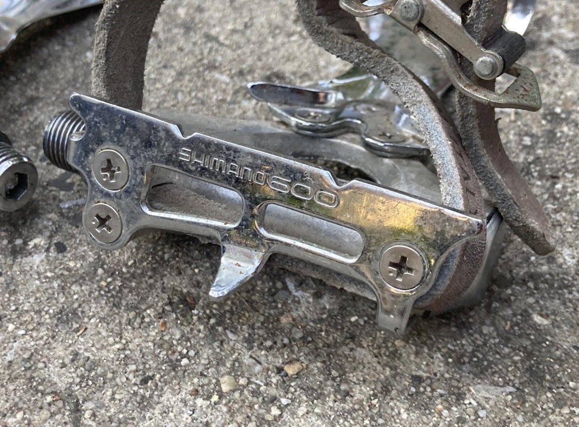 Shimano 600EX PD-6207 Toe Clip Pedals Vintage Bike Strap Silver Chrome Retro - Image 3