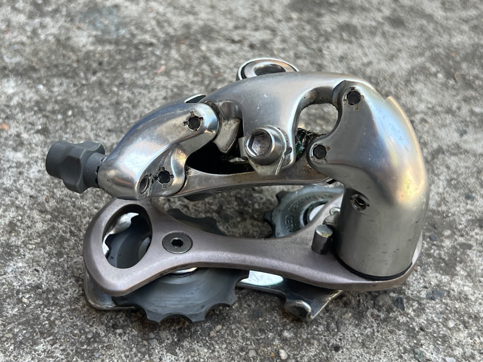 Shimano Ultegra RD-6500 9 Speed Short Cage Rear Derailleur Silver Road Vintage  - Image 4