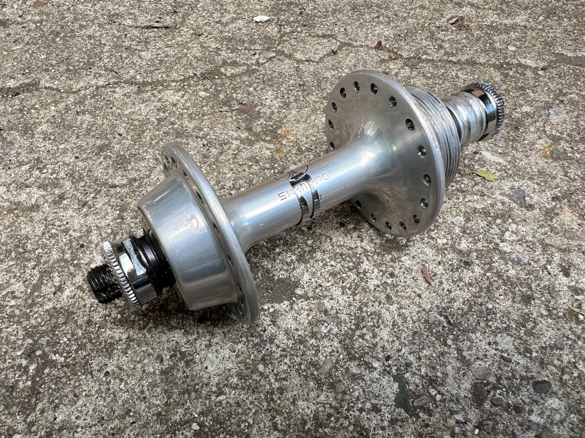 Shimano Dura Ace 36H First Gen Generation Rear Hub 126mm Low Flange 5 Speed   - Image 3
