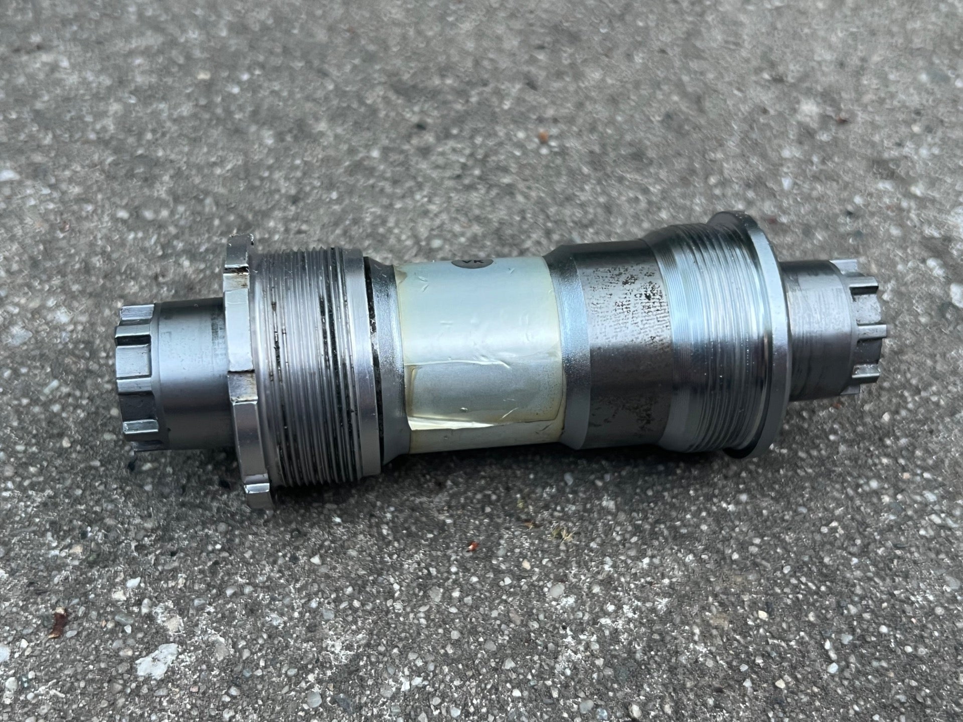 SMOOTH Shimano Ultegra BB-6500 109.5x68mm 1.37x24 English Bottom Bracket Oct V1 - Image 3