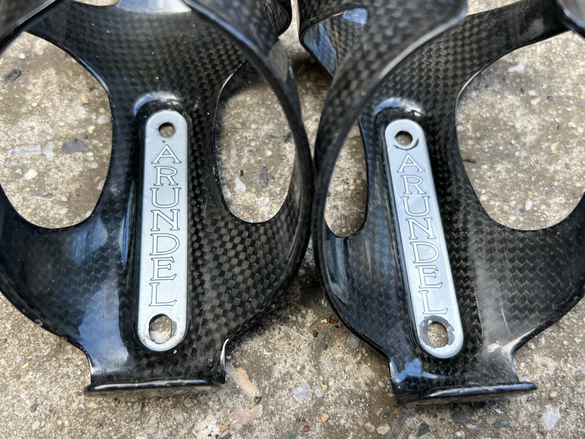 Arundel Carbon Fiber Bottle Cage Set Pair 65 Grams Road Bike Cycling Racing  - Image 3