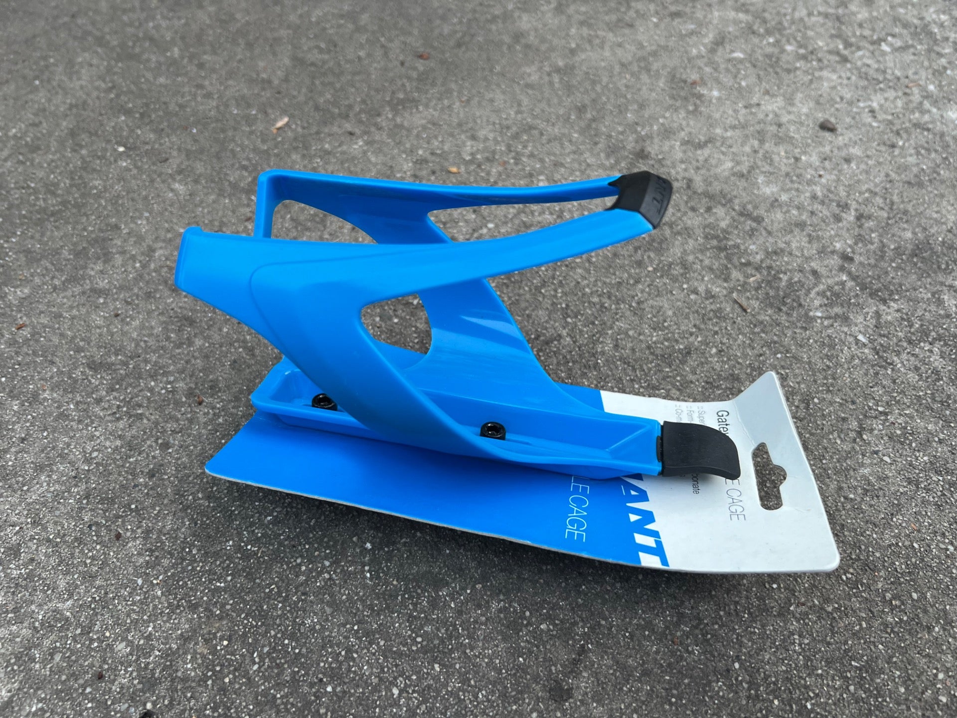 NEW Giant Gateway Race Cage 32g Blue Bottle Cage Road Bike Racing XC CX Gravel - Image 3