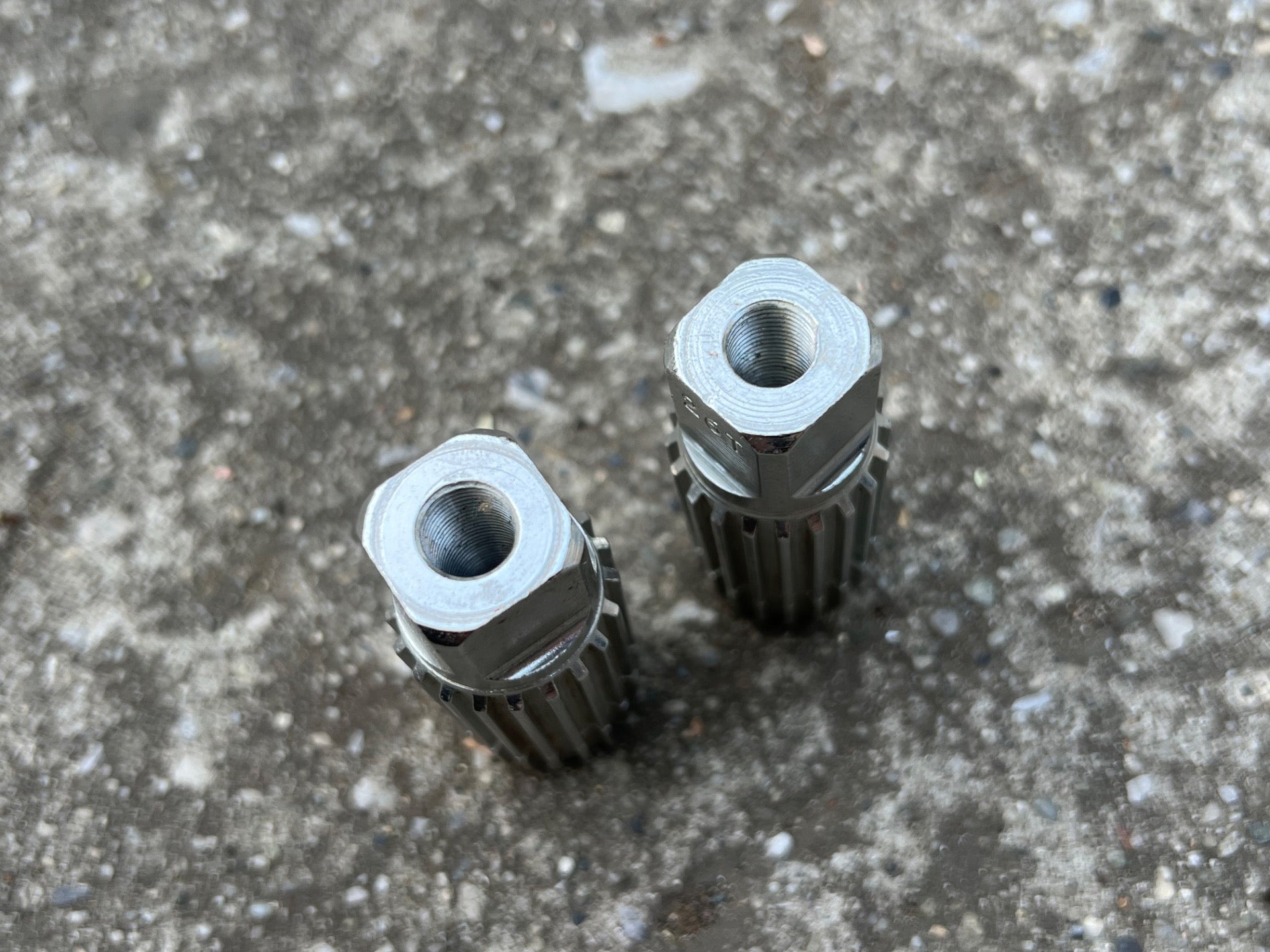 NOS Haro Axel Extenders Pegs 26 TPI Silver Aluminum Vintage BMX OG Freestyle - Image 3