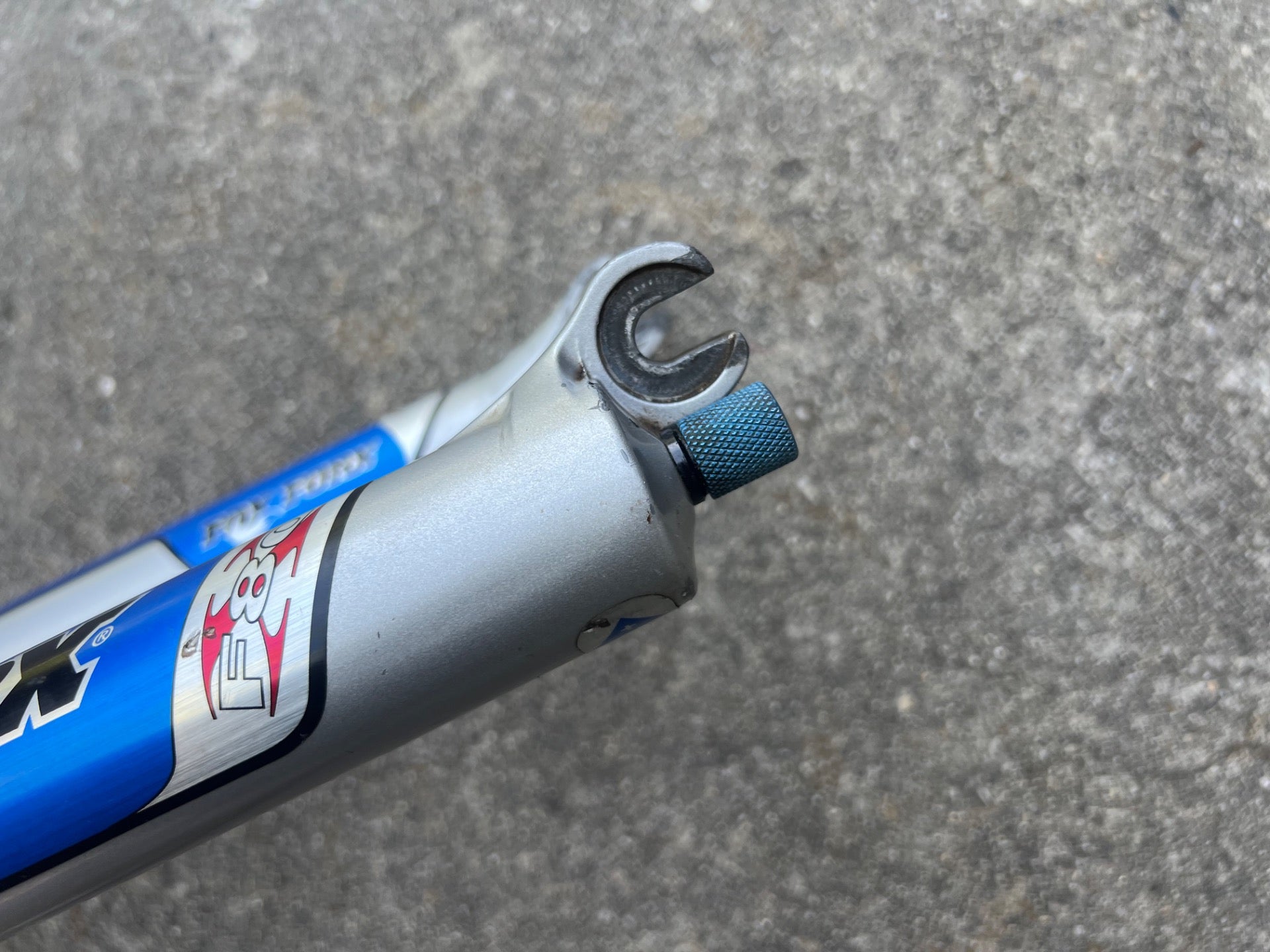 SERVICED FOX F80X 8” 1 1/8” Threadless Fork Terra Logic Disc V Brake Fork MTB   - Image 9