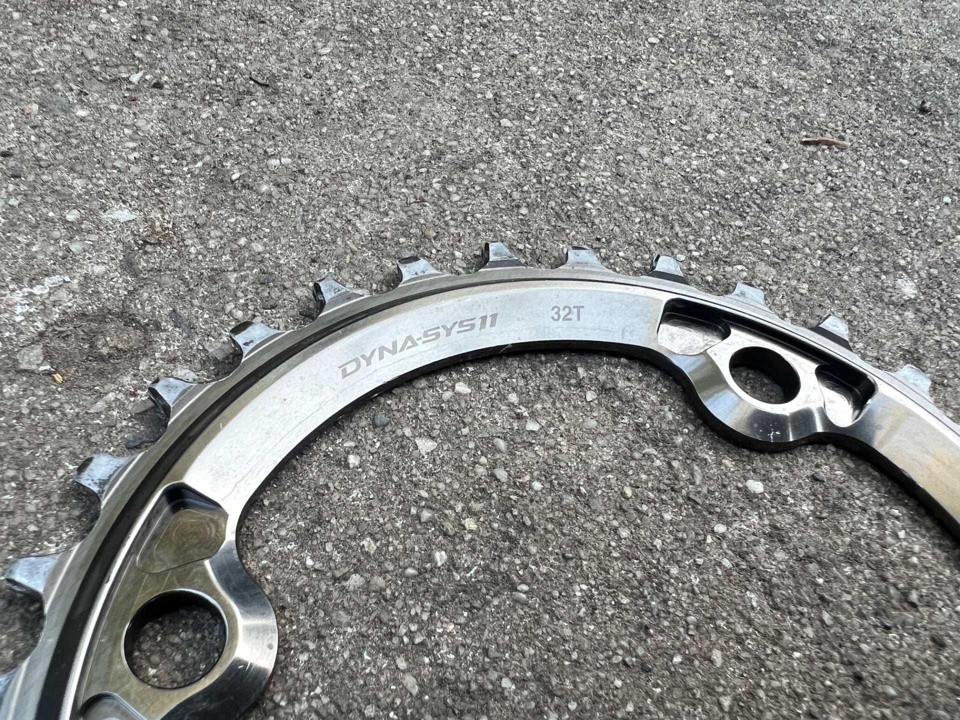 Shimano 96BCD 32T SM-CRM91 XTR Asymmetrical 4 Bolt Chainring MTB Mountain Bike  - Image 3