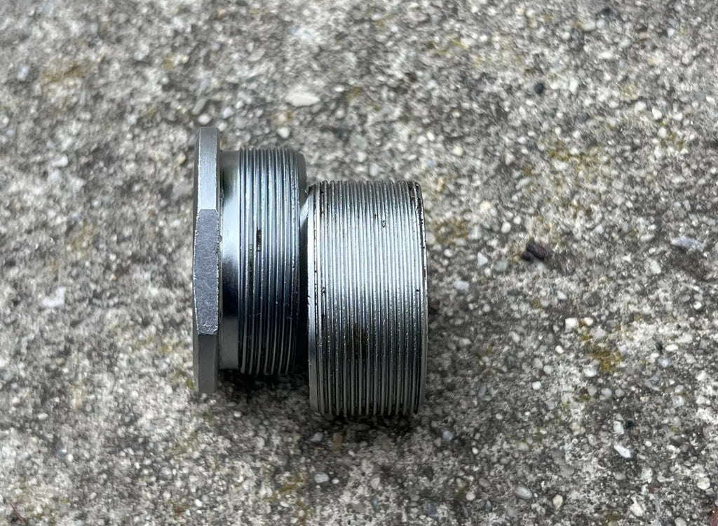 NOS NEW Shimano Cup & Cone Bottom Bracket Cups BSA Thread 1.37x24 Square Taper - Image 3